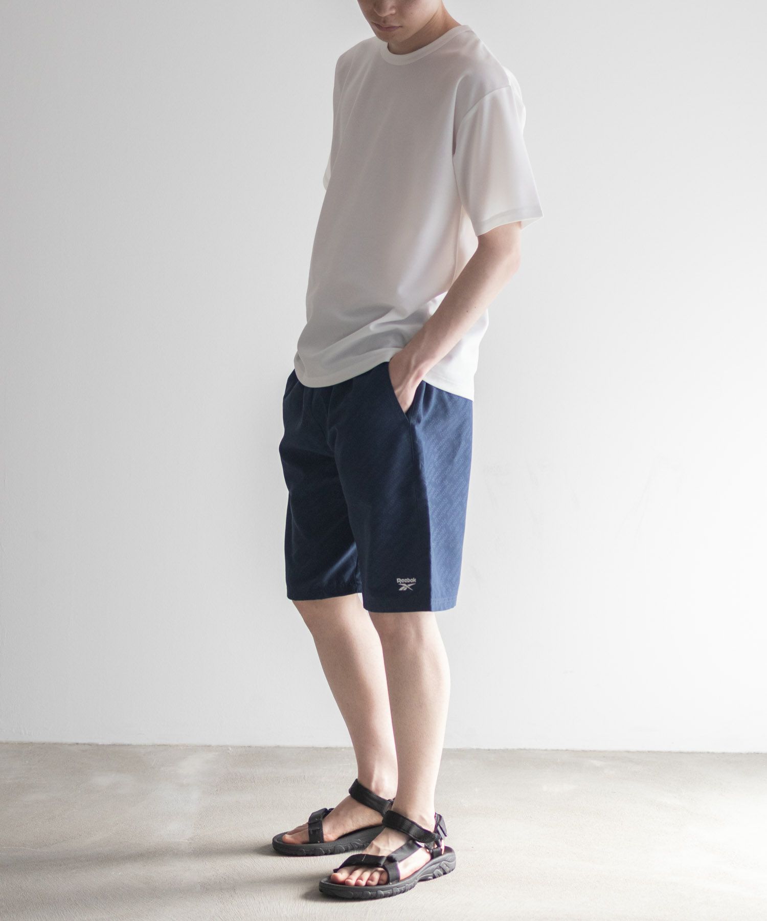 Reebok エンボスサーフショートパンツ メンズ