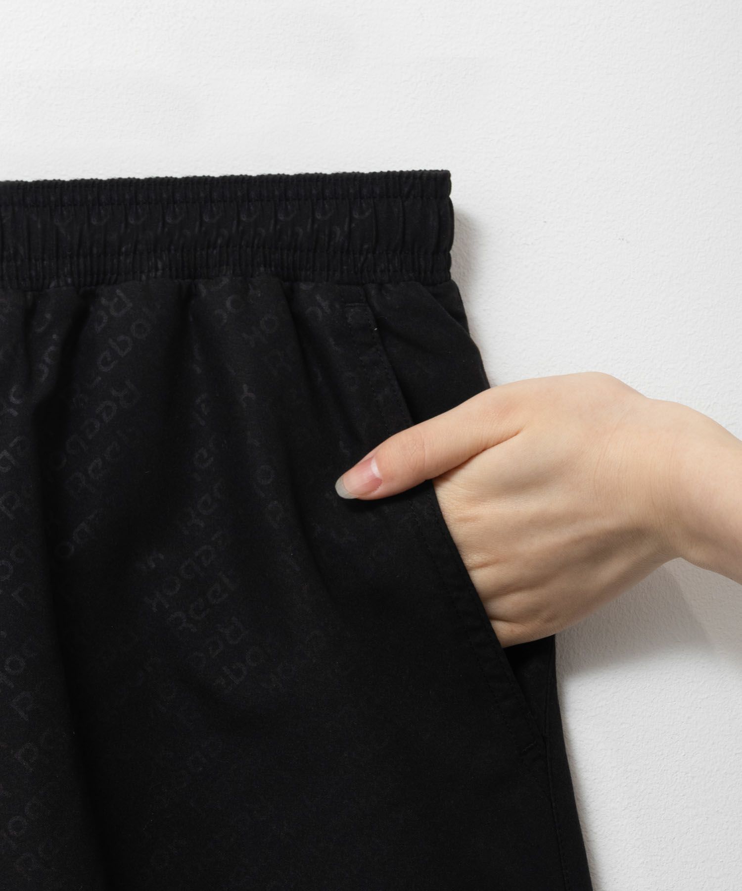 Reebok  エンボスサーフショートパンツ メンズ商品画像-31