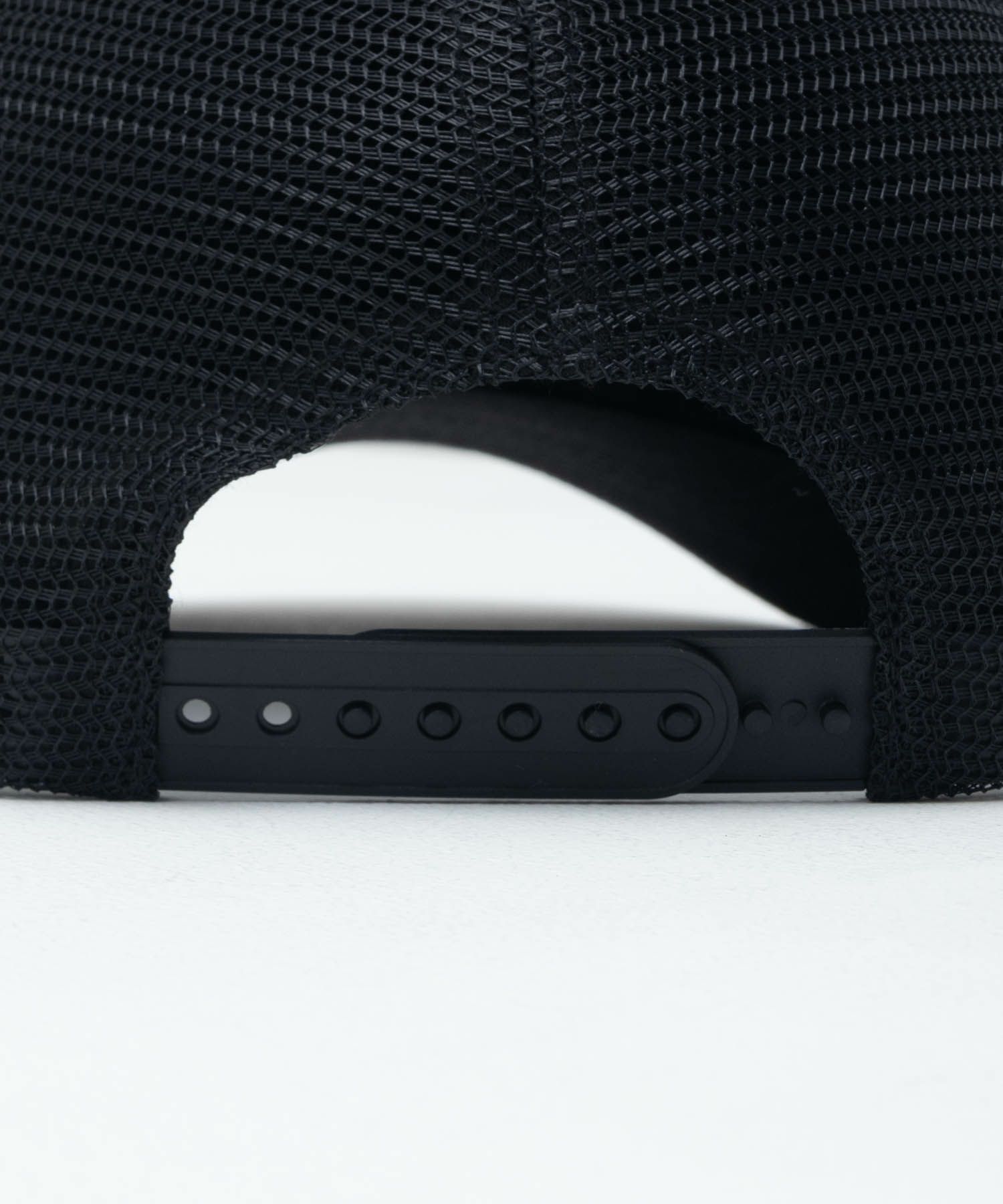 Dickies シンプルロゴメッシュキャップ メンズ