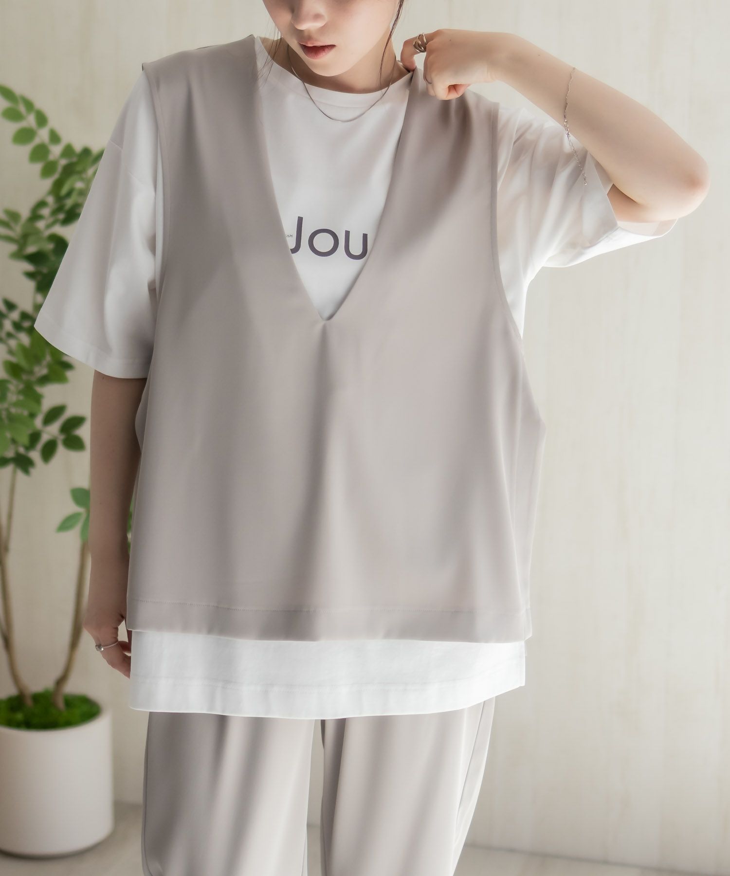 [最終さらに50%OFF]HusHusH  冷感ノーカラージレ レディース商品画像-3