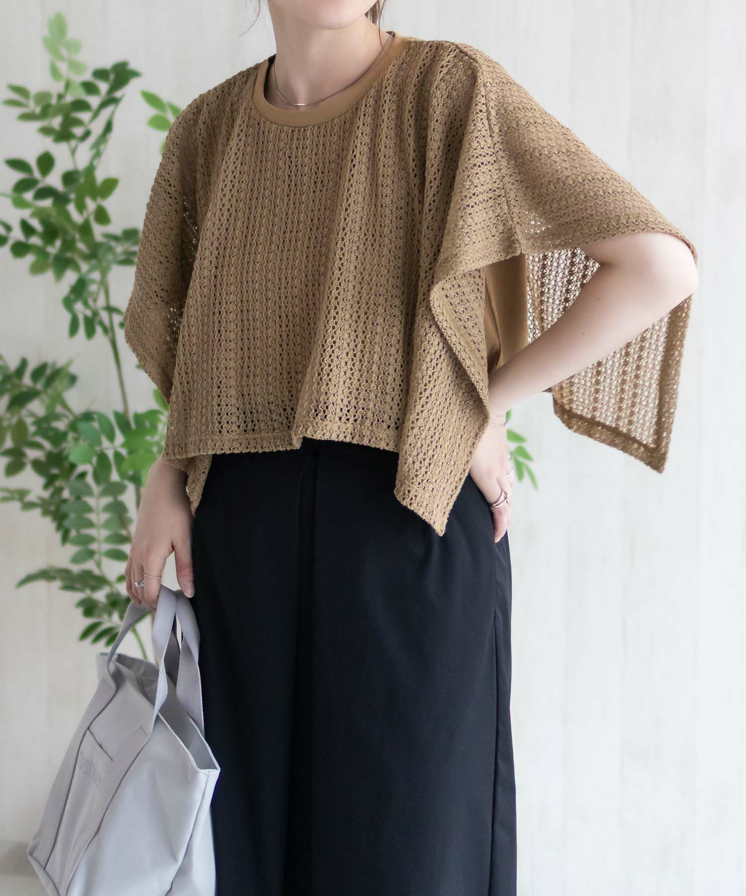 HusHusH  ケープ調Tシャツ レディース メール便 対応商品商品画像-3