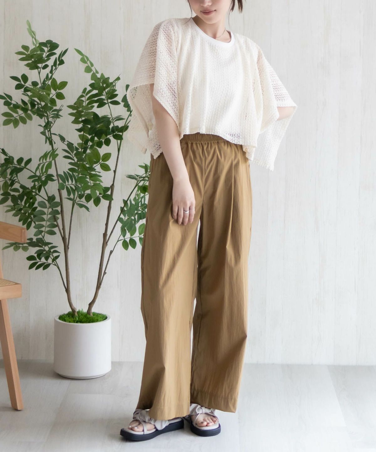 HusHusH ケープ調Tシャツ レディース ネコポス 対応商品