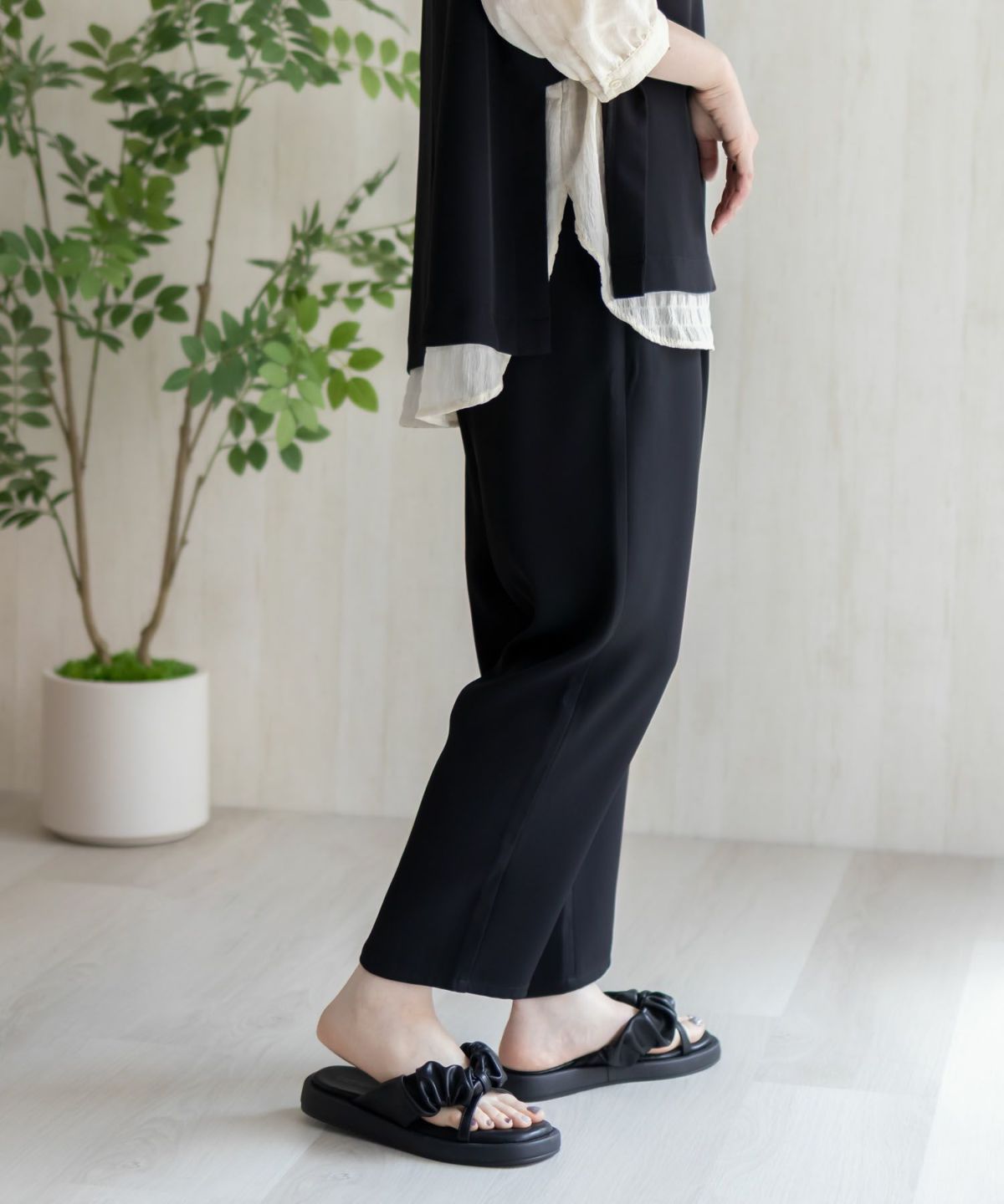 HusHusH 冷感テーパードパンツ レディース