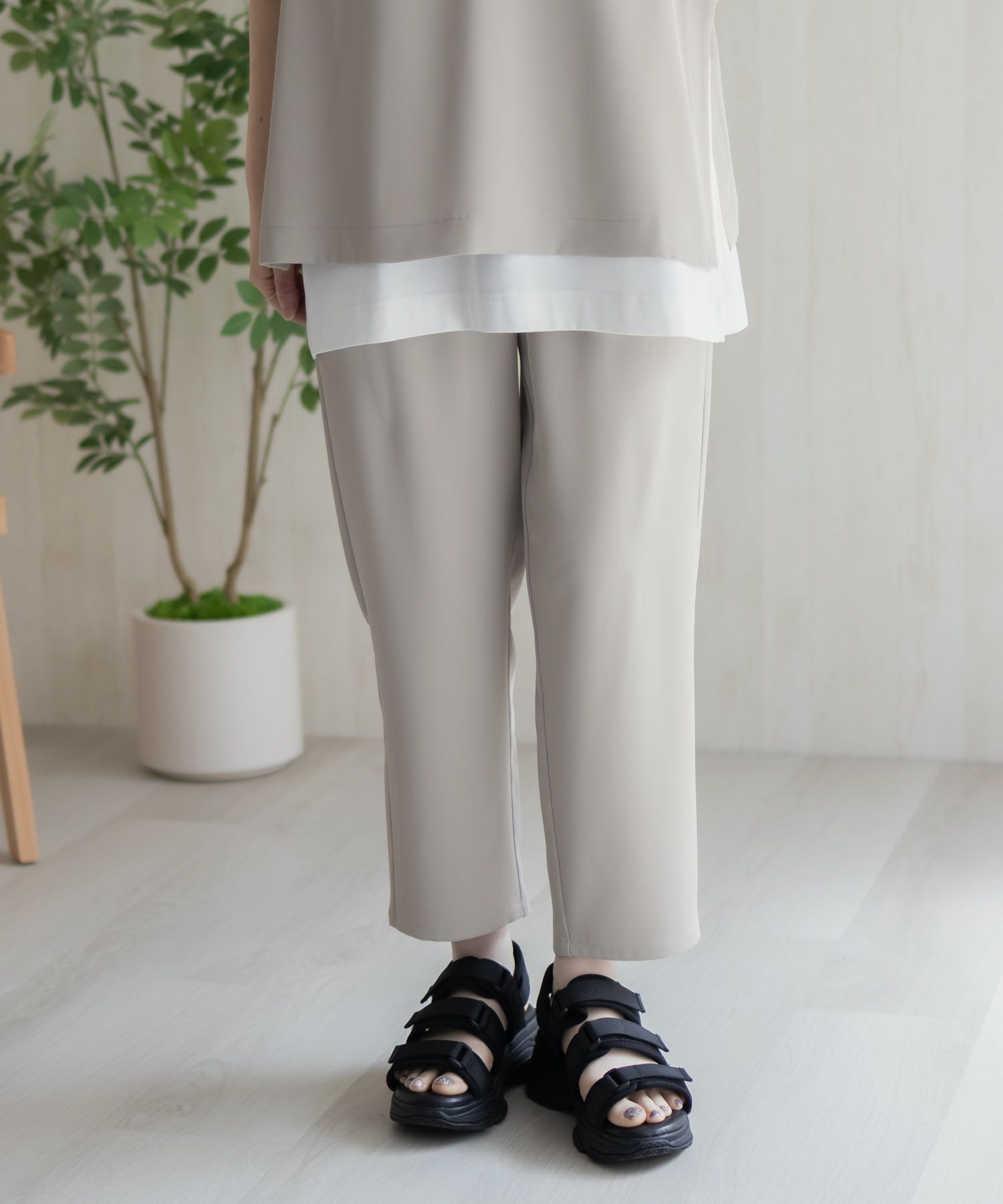 HusHusH 冷感テーパードパンツ レディース