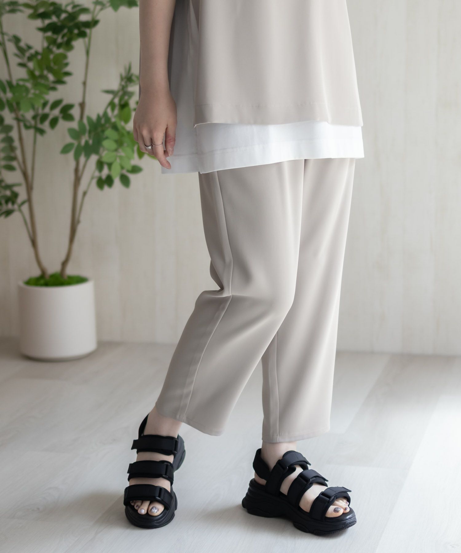 HusHusH  冷感テーパードパンツ レディース商品画像-10