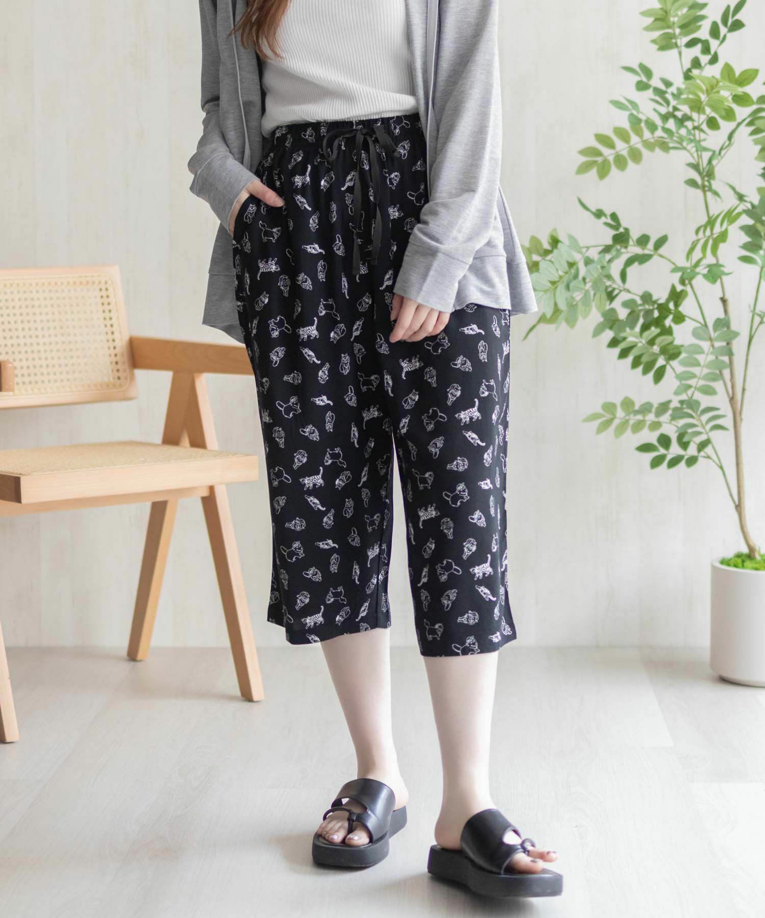 nAvy SARARI レーヨンステテコ 総柄 レディース