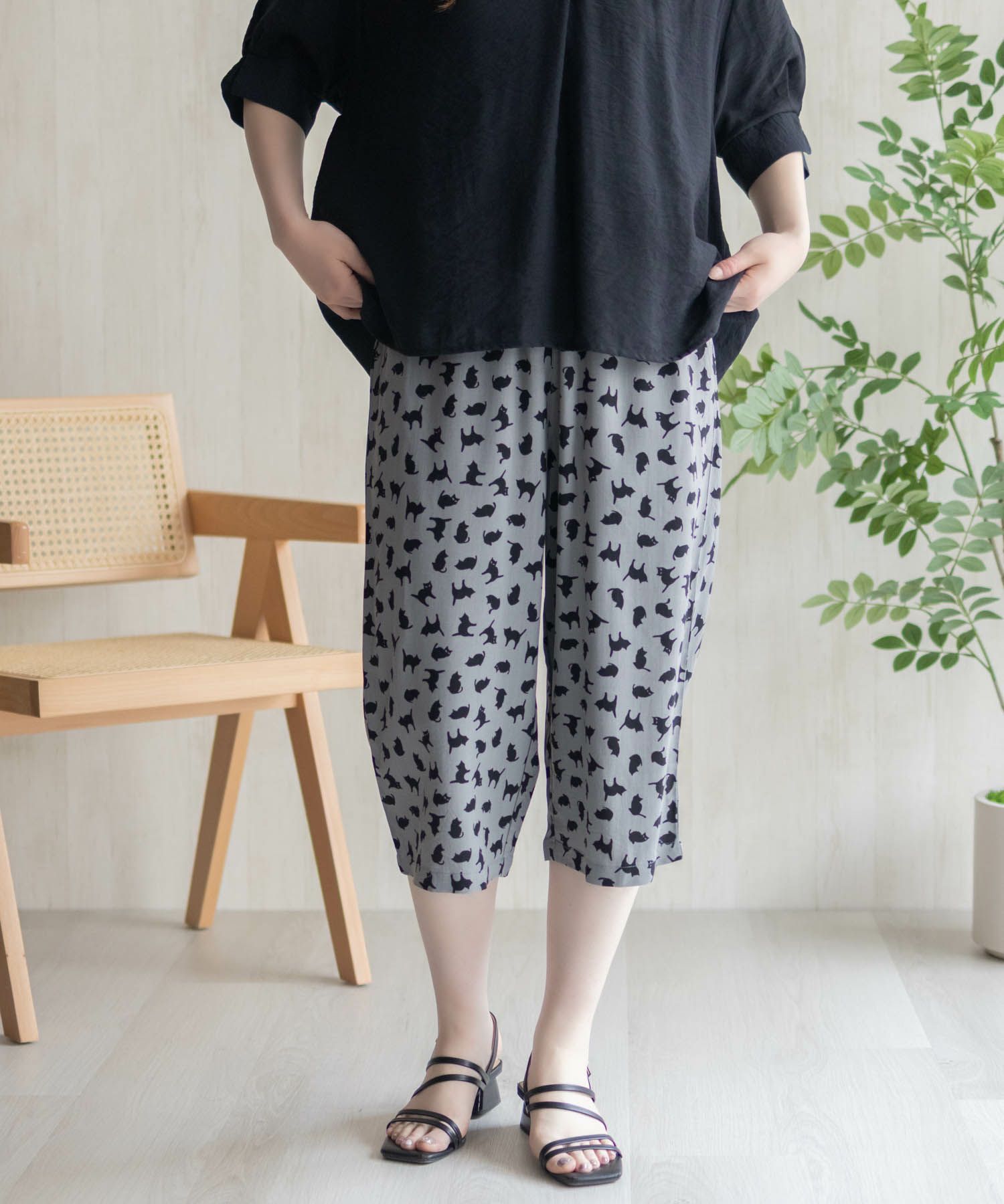 nAvy SARARI レーヨンステテコ 総柄 レディース