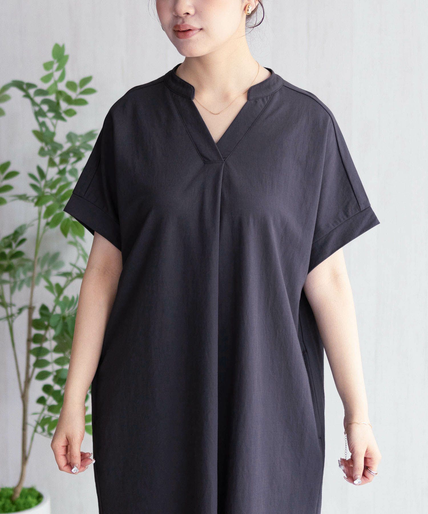 nAvy SARARI スキッパーロングワンピース レディース