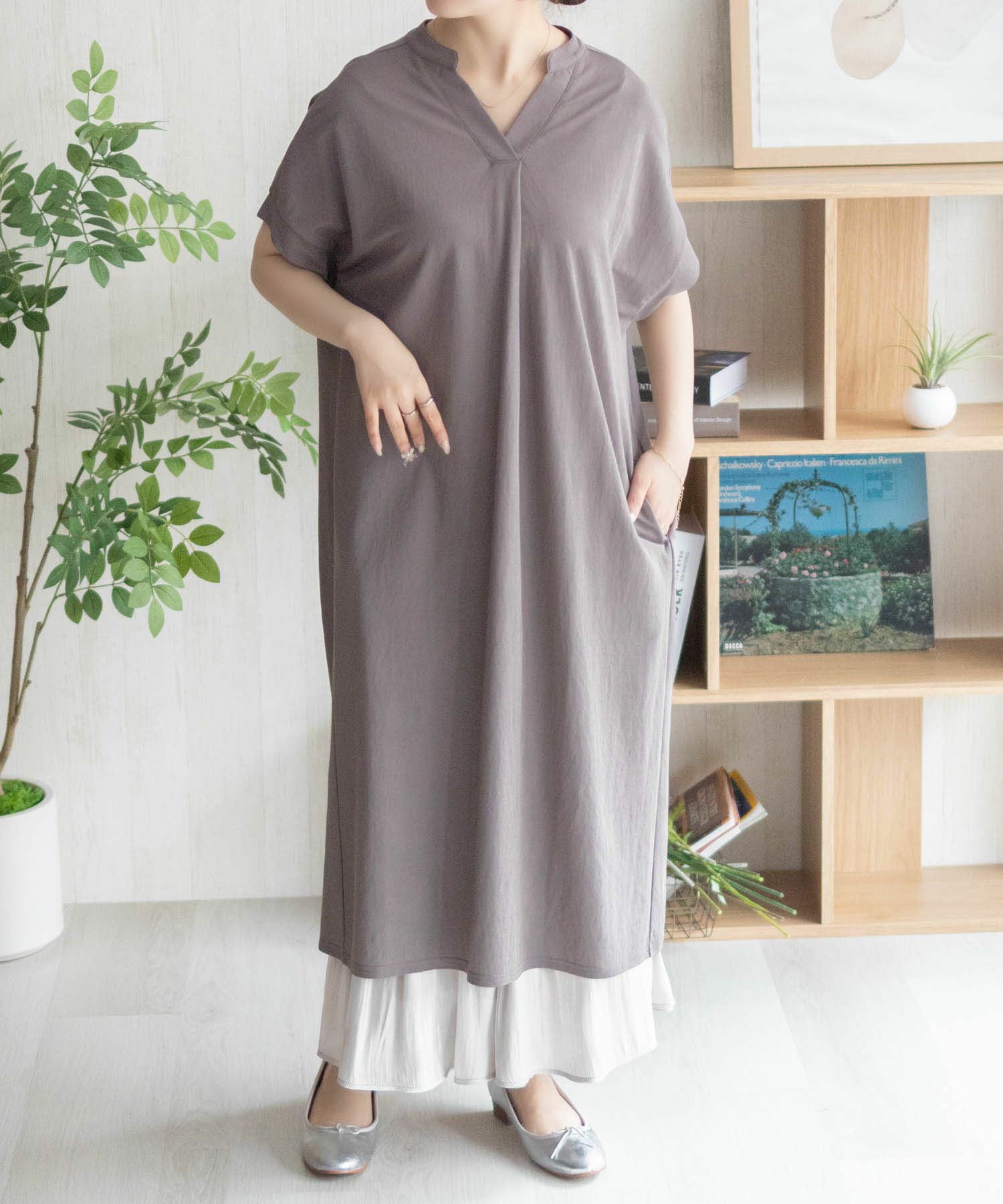 nAvy SARARI スキッパーロングワンピース レディース