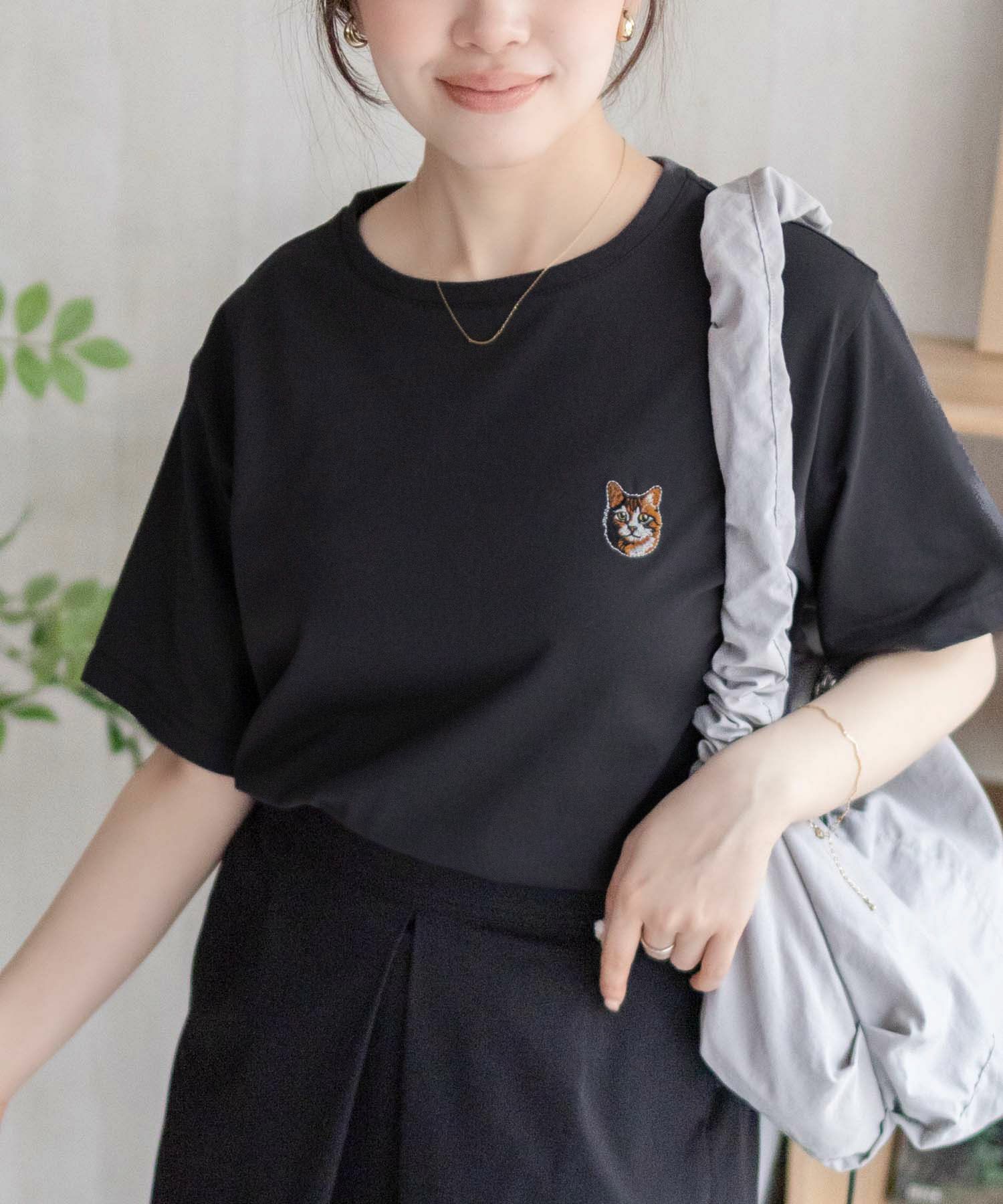 nAvy  ネコ刺繍Tシャツ レディース メール便 対応商品商品サムネイル-6