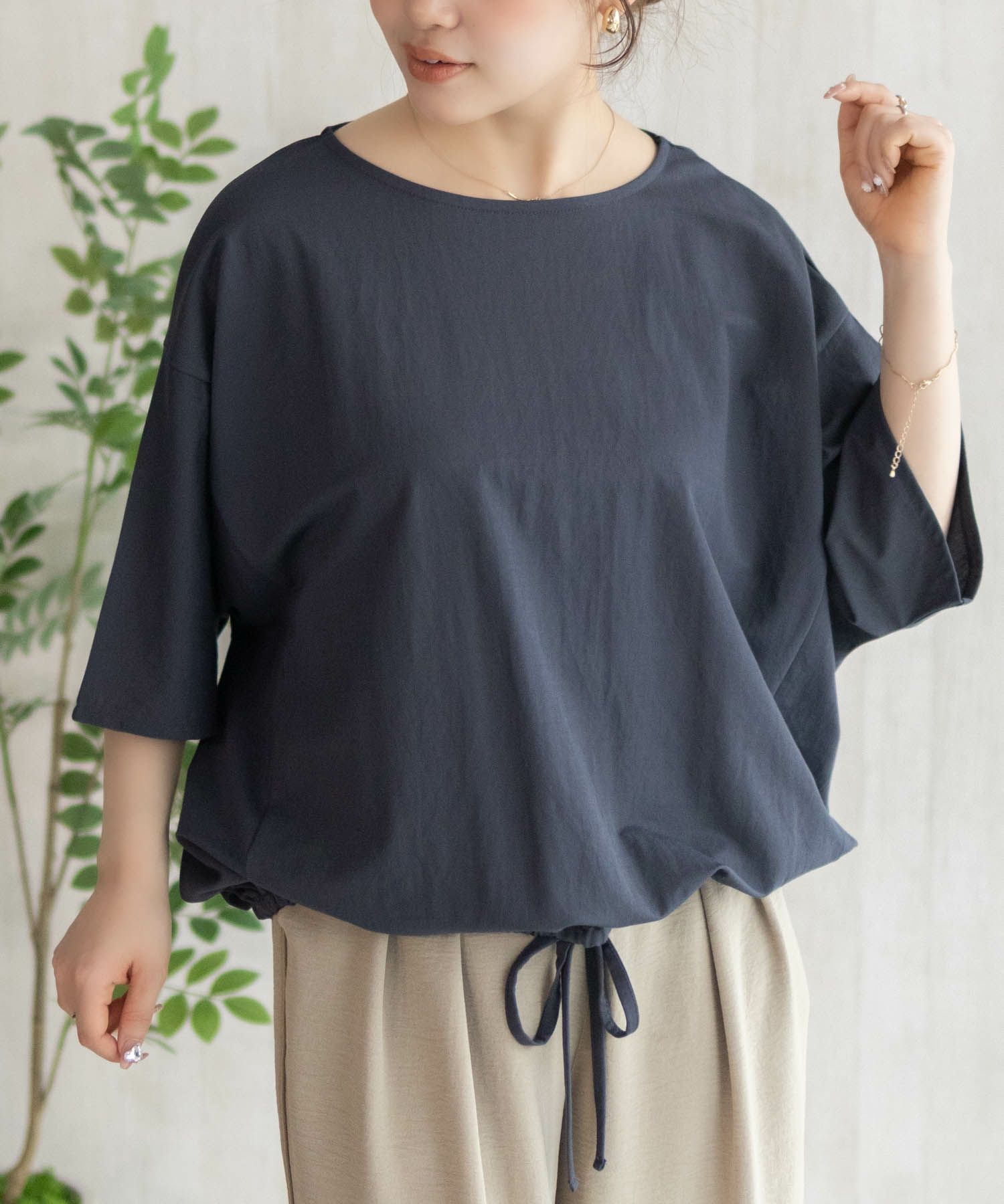 nAvy SARARI 裾スピンドルTシャツ レディース メール便 対応商品商品サムネイル-5