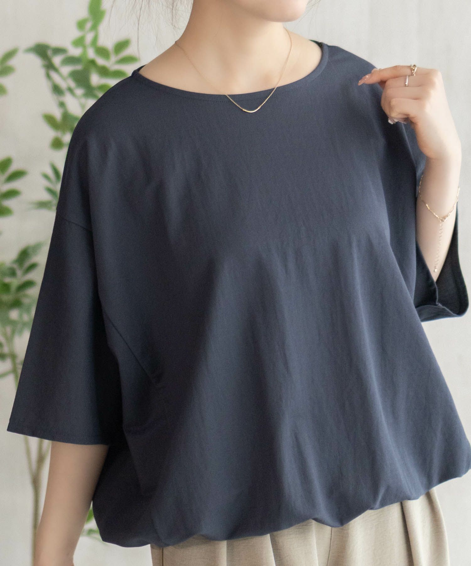 nAvy SARARI 裾スピンドルTシャツ レディース メール便 対応商品商品画像-6