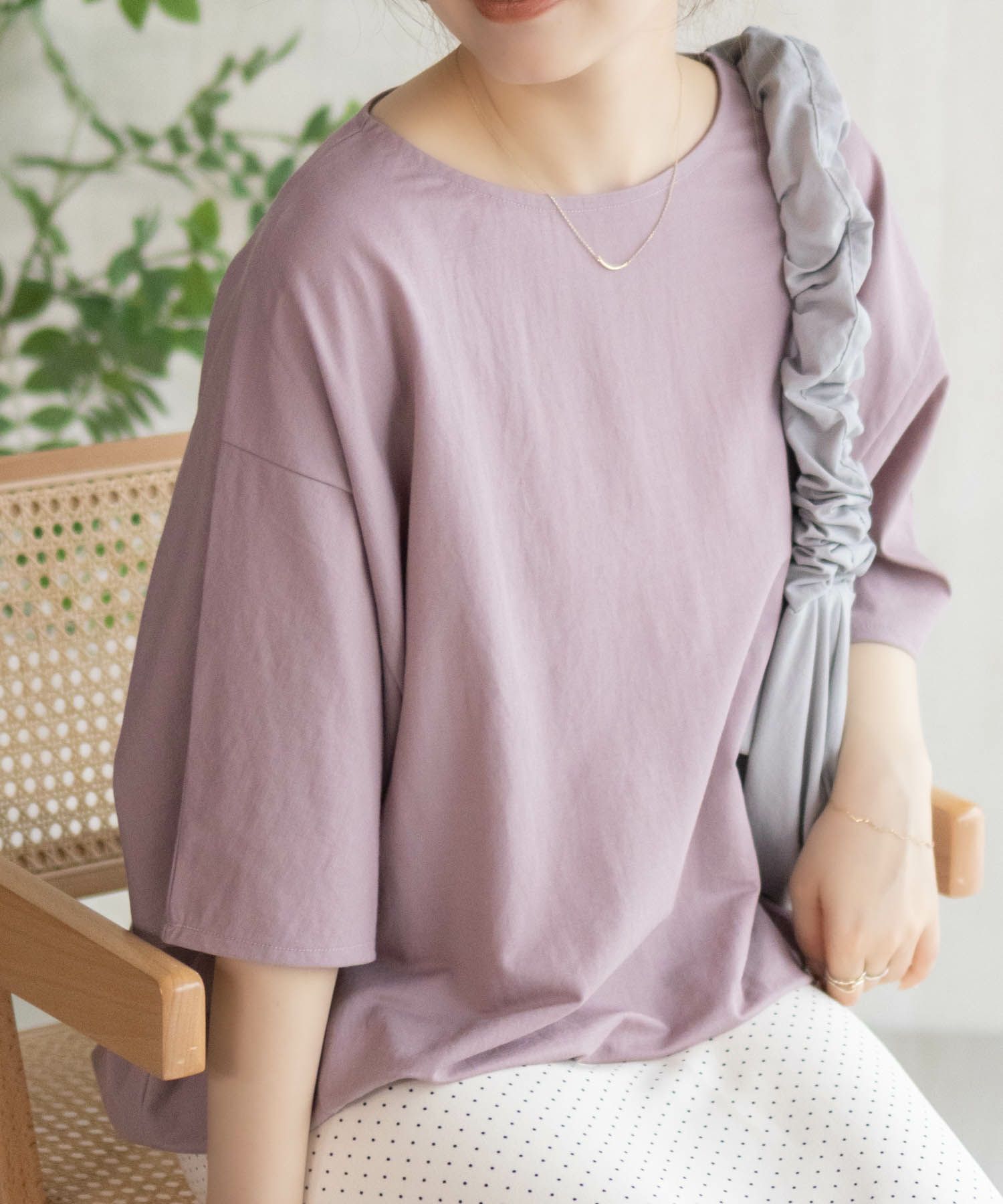 nAvy SARARI 裾スピンドルTシャツ レディース メール便 対応商品商品画像-13