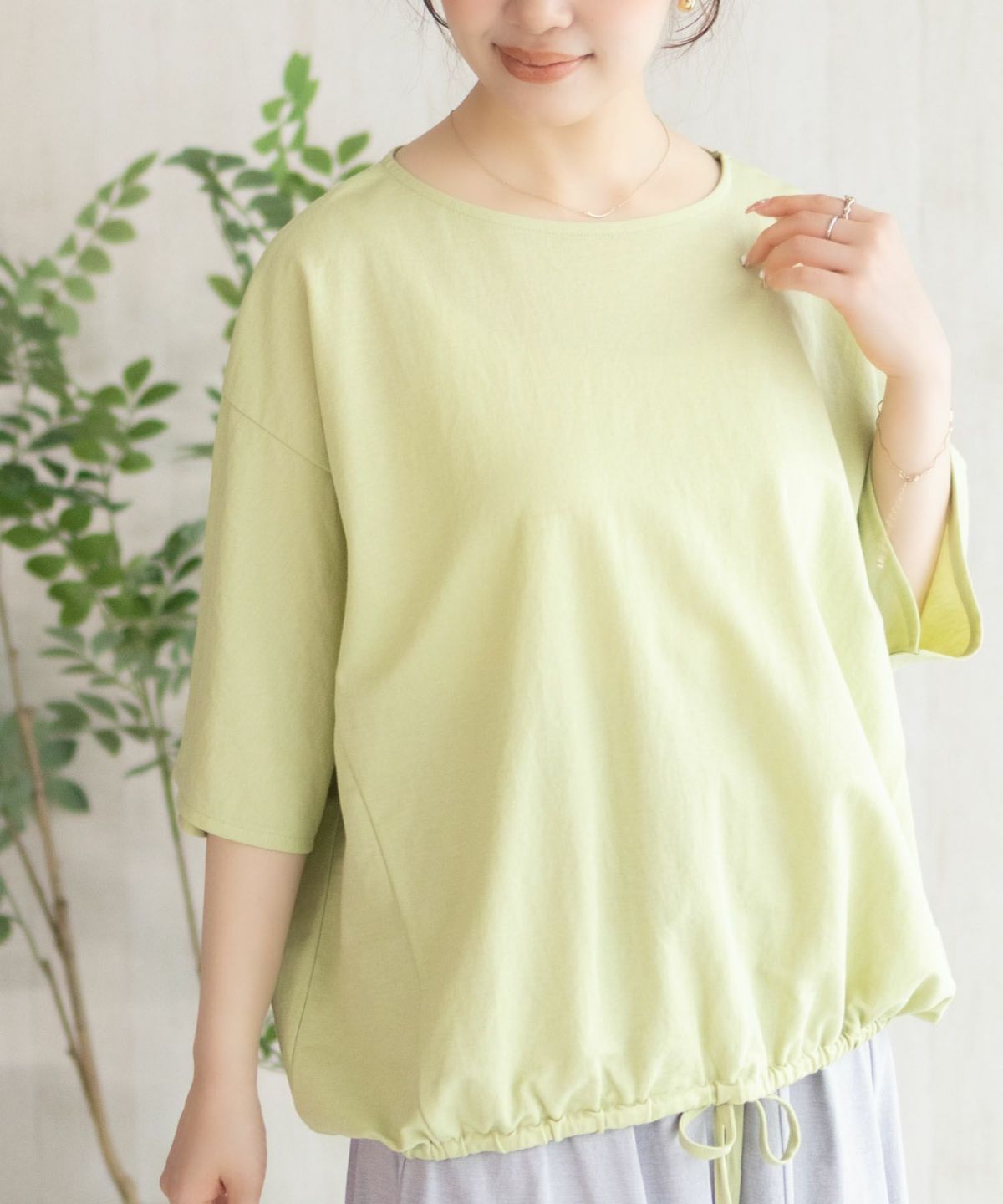 nAvy SARARI 裾スピンドルTシャツ レディース ネコポス 対応商品