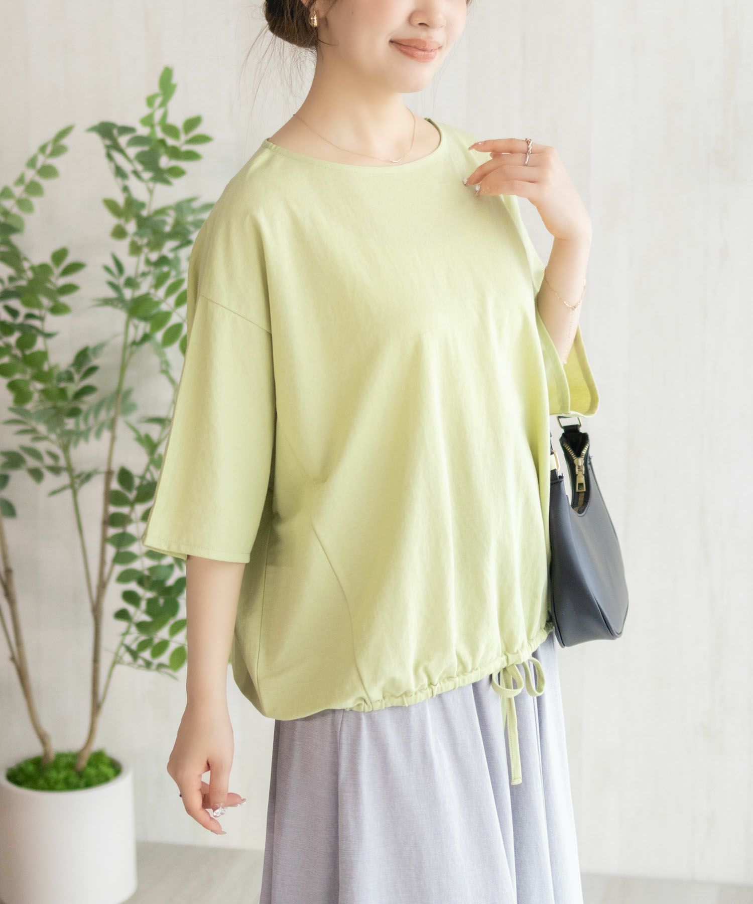 nAvy SARARI 裾スピンドルTシャツ レディース メール便 対応商品商品画像-17