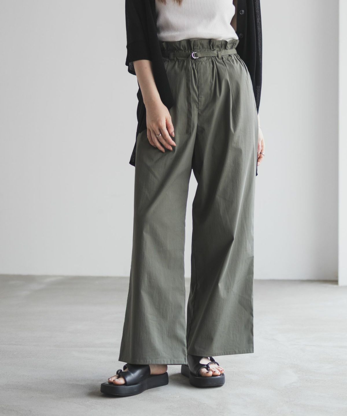 nAvy SARARI ベルト付きハイウエストパンツ レディース