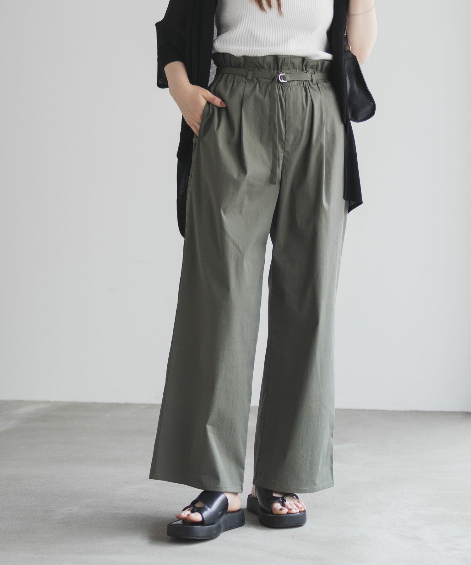 nAvy SARARI ベルト付きハイウエストパンツ レディース