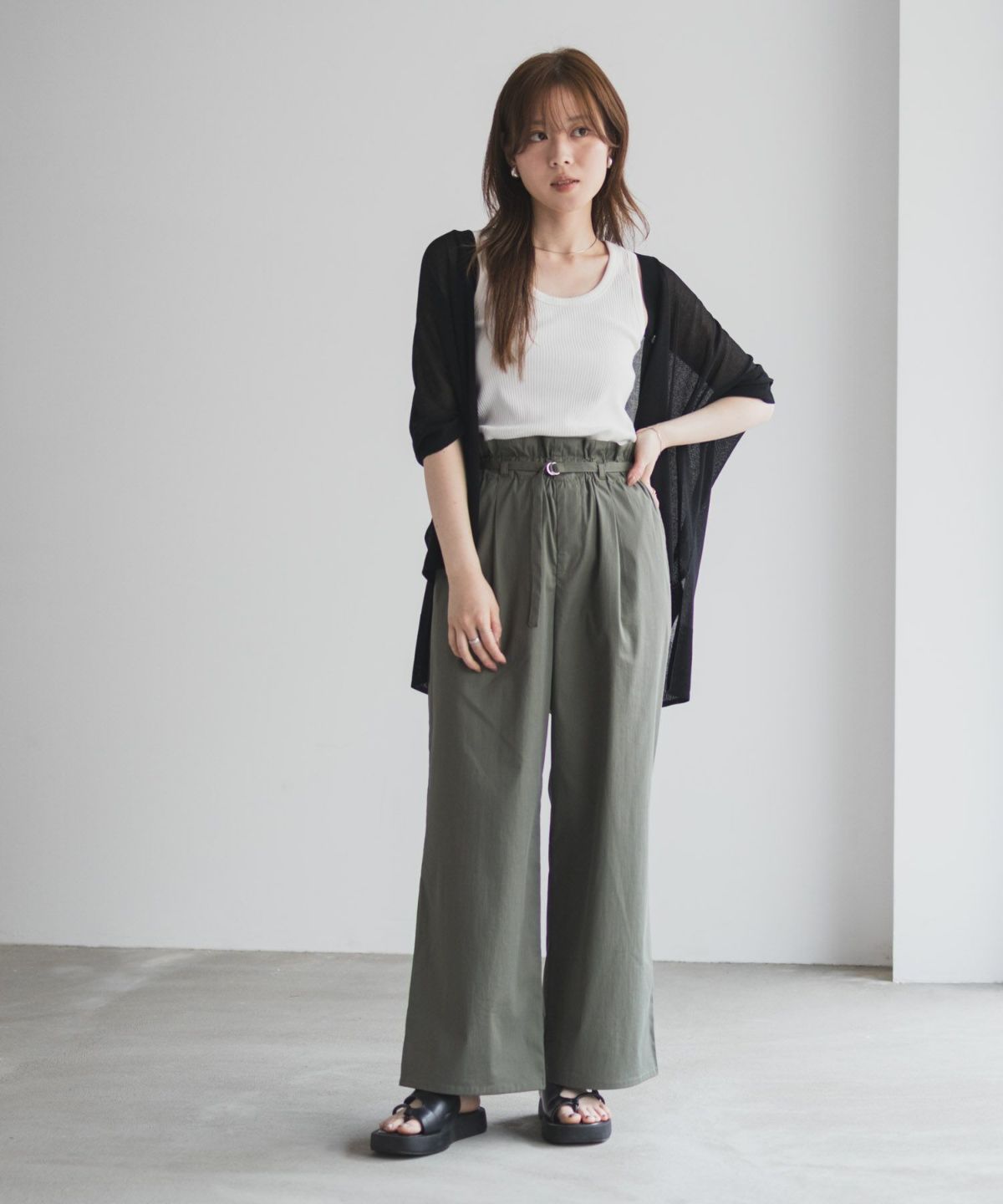 nAvy SARARI ベルト付きハイウエストパンツ レディース