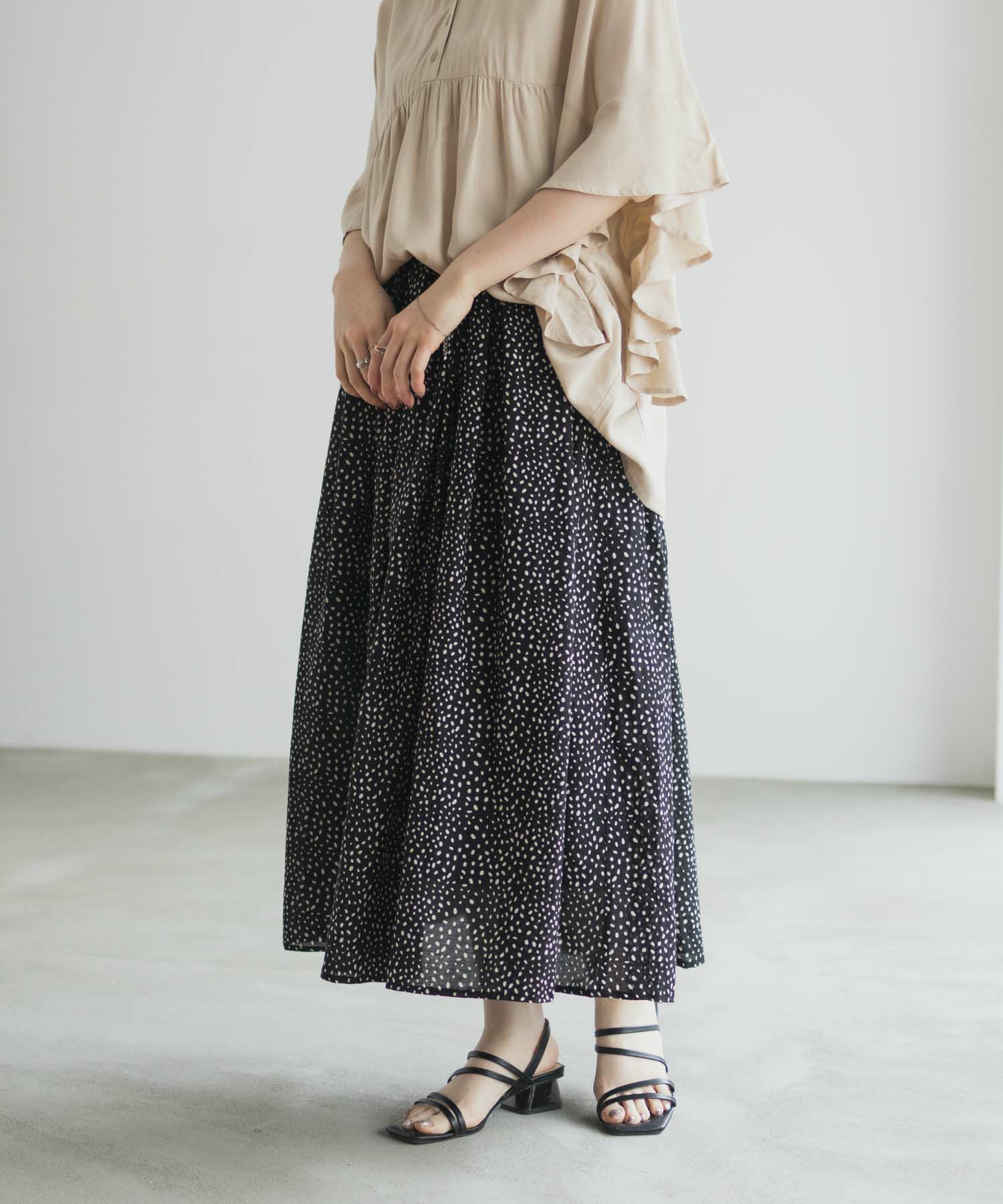 Howdy Marie インドファブリック 綿ボイル総柄スカート レディース