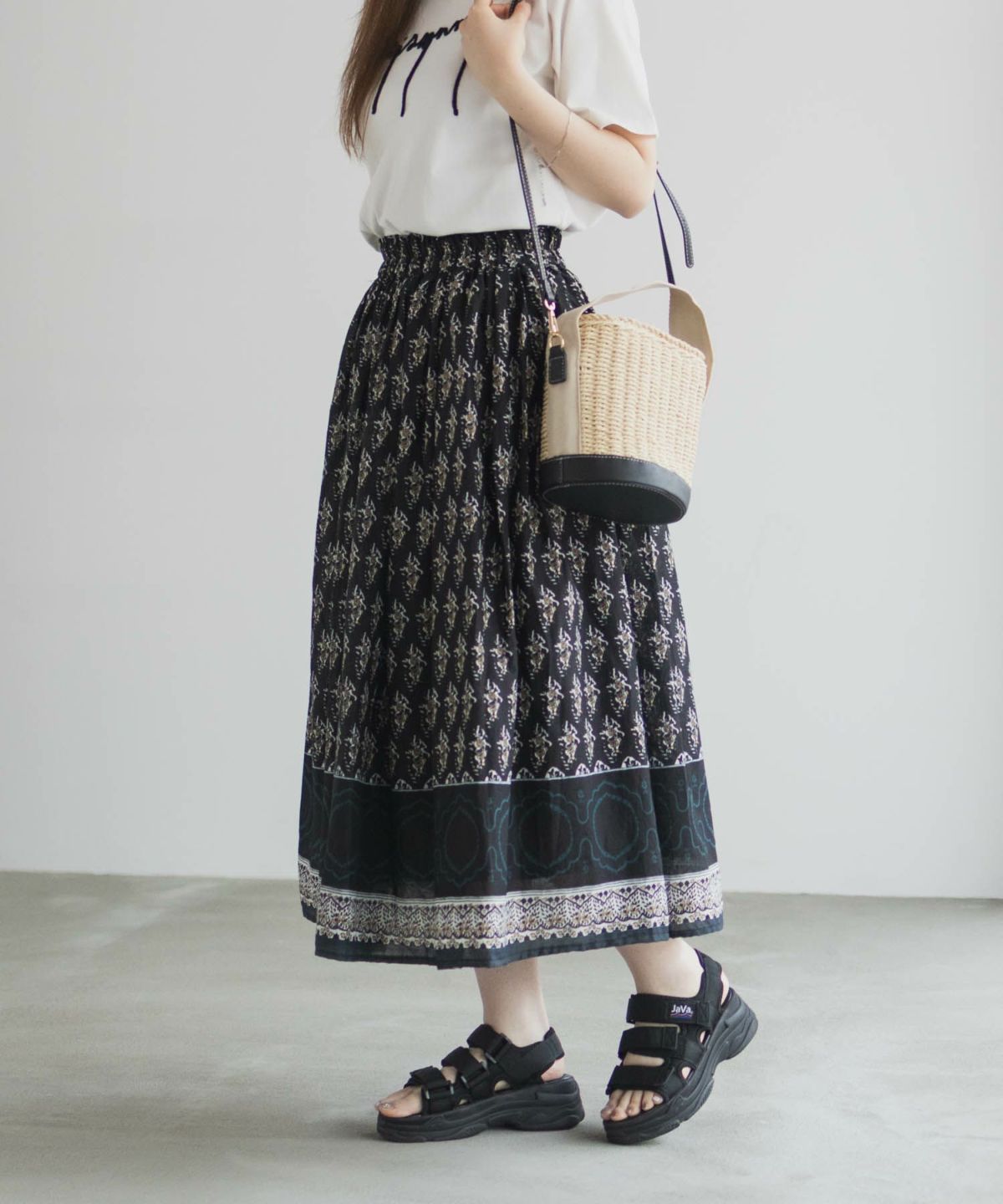 Howdy Marie インドファブリック 綿ボイル総柄スカート レディース