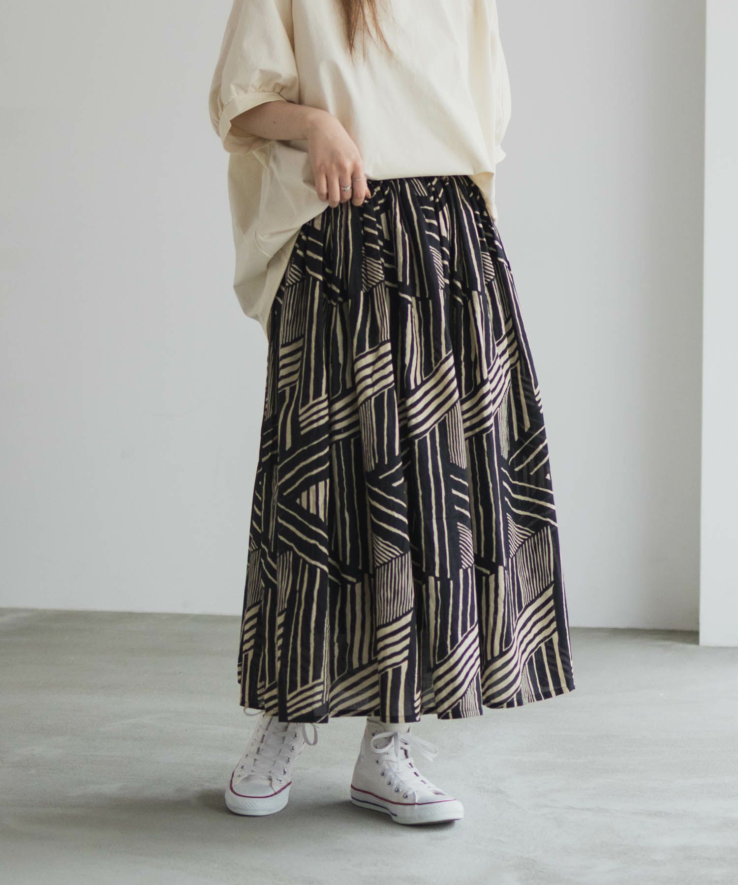 Howdy Marie インドファブリック 綿ボイル総柄スカート レディース