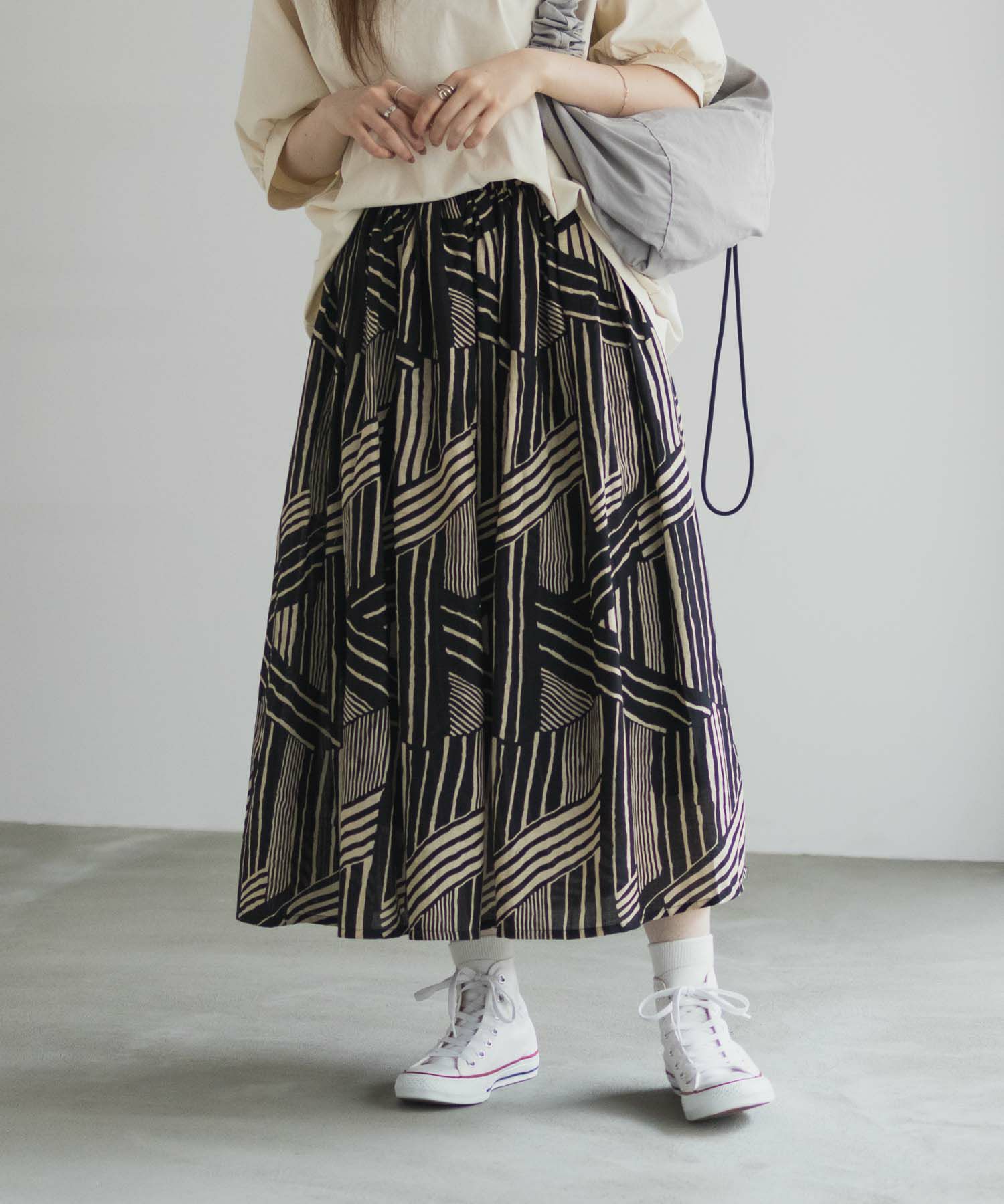 Howdy Marie インドファブリック 綿ボイル総柄スカート レディース