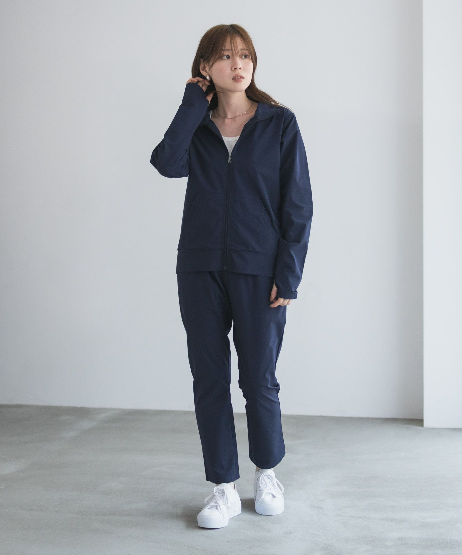nAvy ラッシュガード ジップスタンド レディース