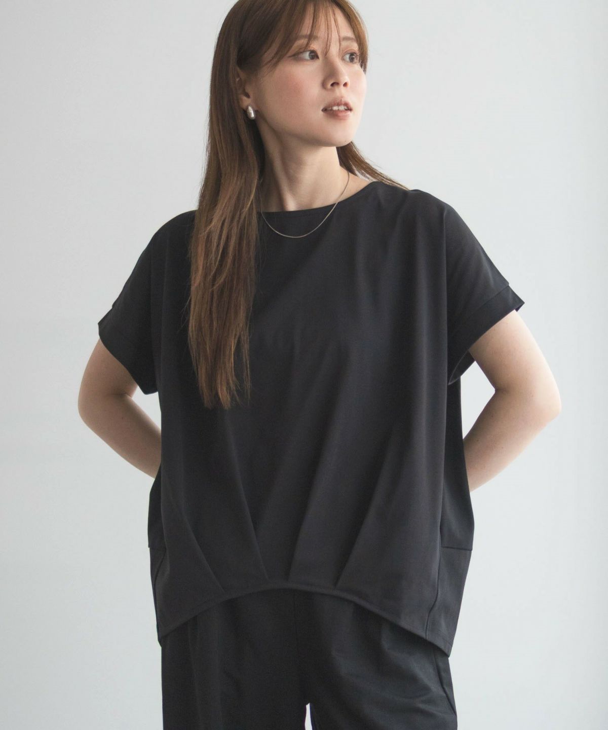 nAvy SARARI 裾タックプルオーバー レディース ネコポス 対応商品