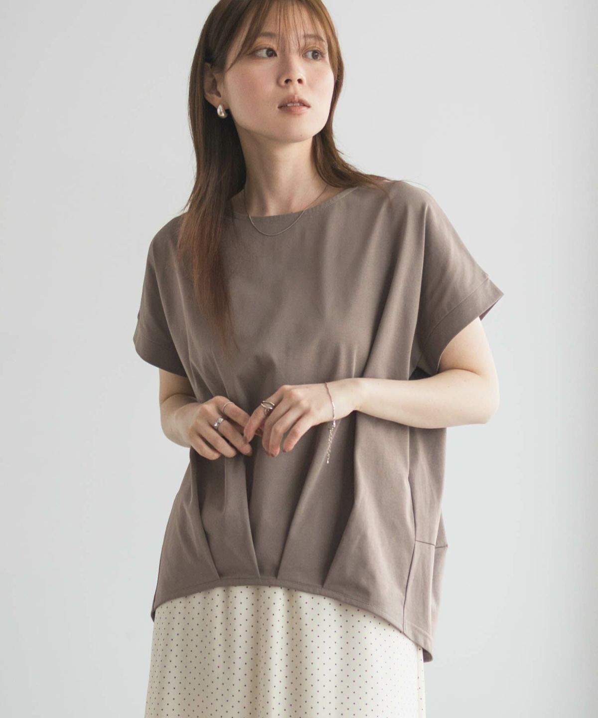 nAvy SARARI 裾タックプルオーバー レディース ネコポス 対応商品