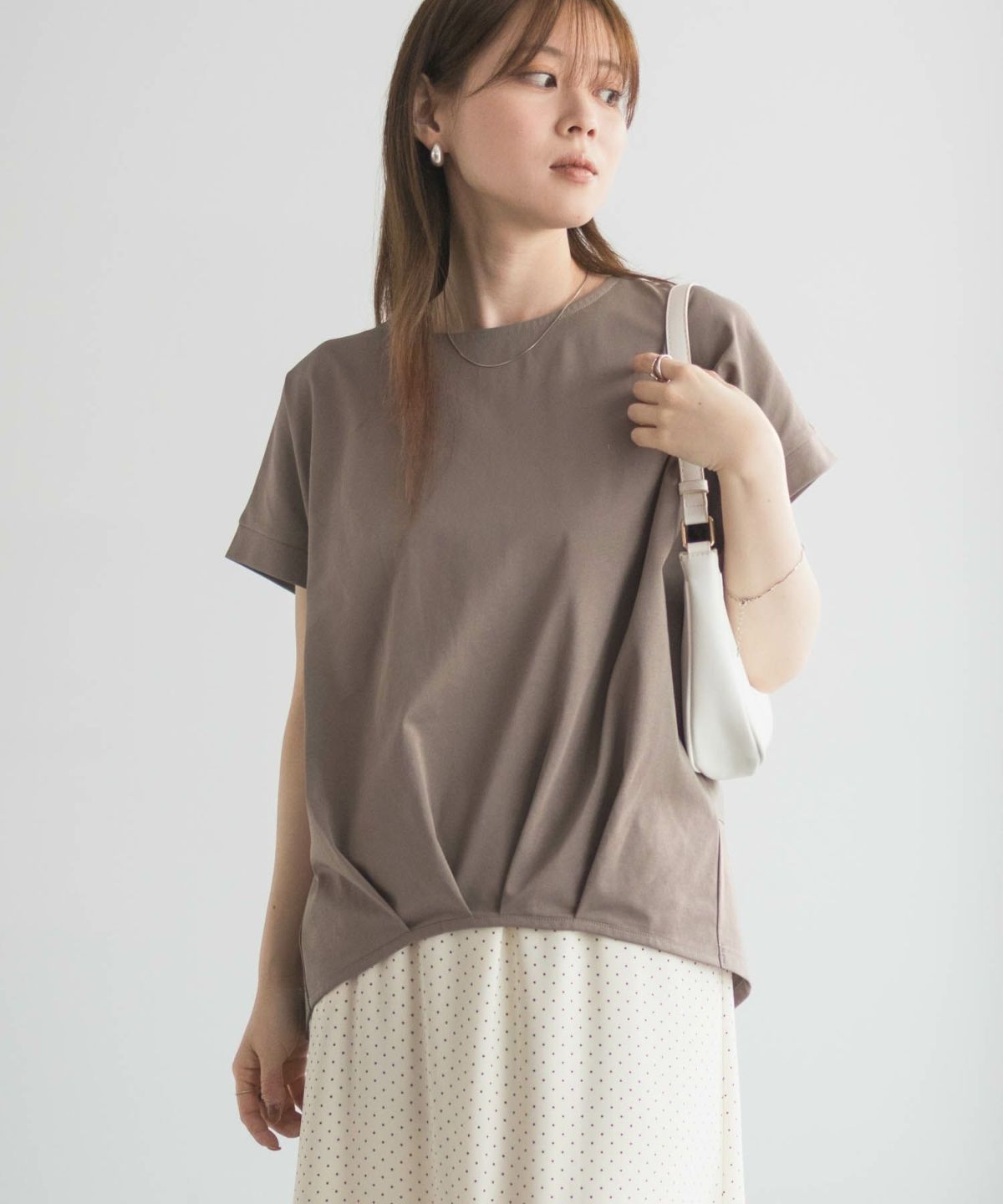 nAvy SARARI 裾タックプルオーバー レディース ネコポス 対応商品