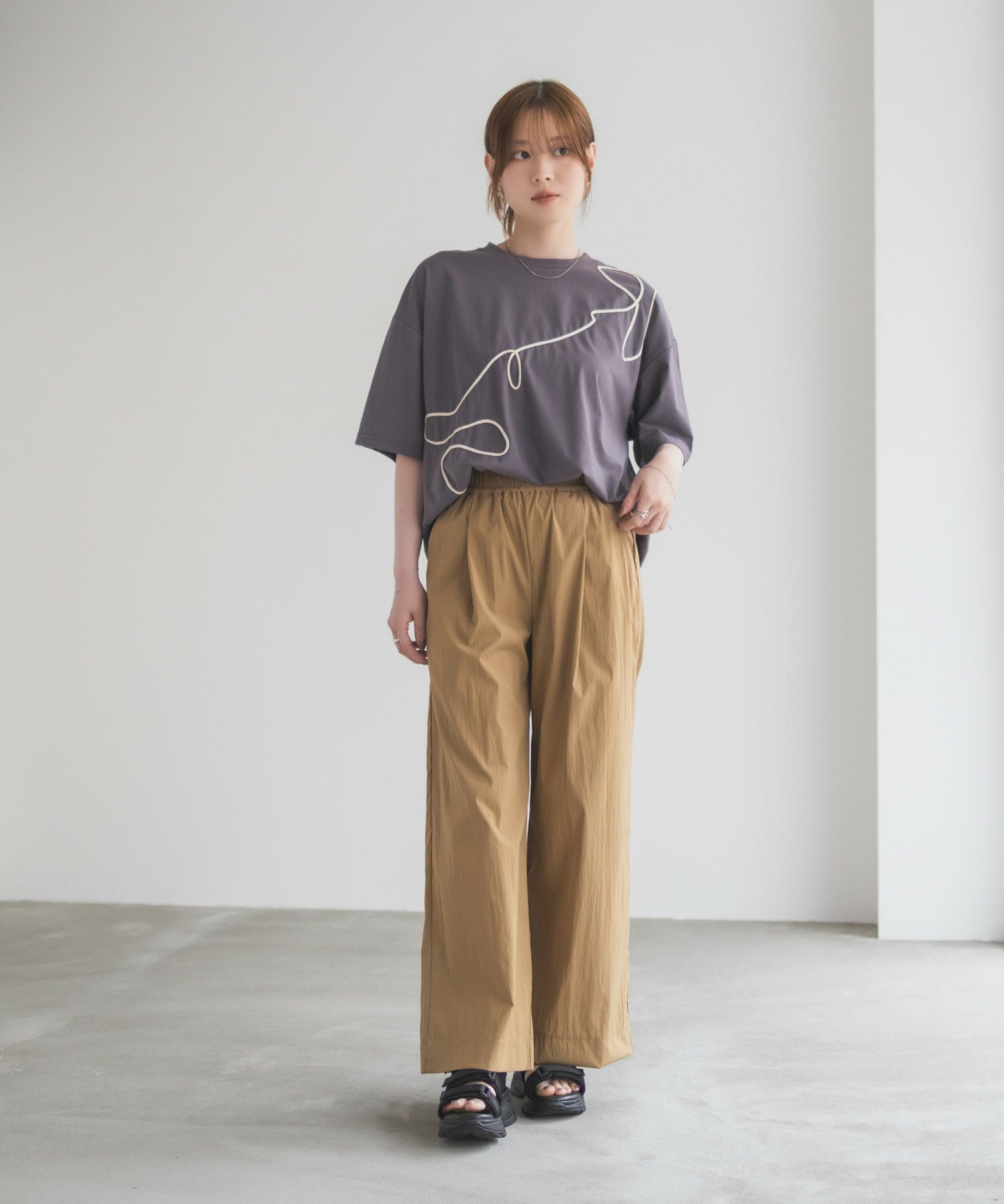 HusHusH  コード刺繍Tシャツ レディース メール便 対応商品商品画像-9