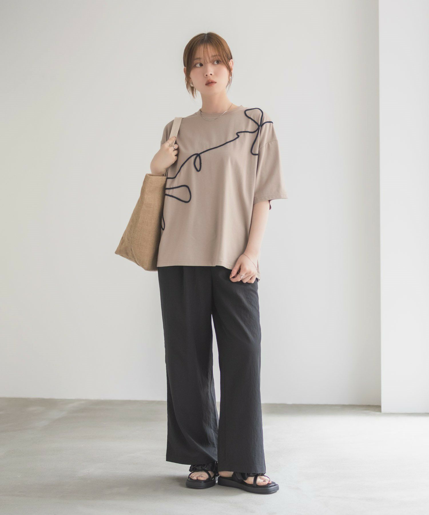 HusHusH コード刺繍Tシャツ レディース ネコポス 対応商品