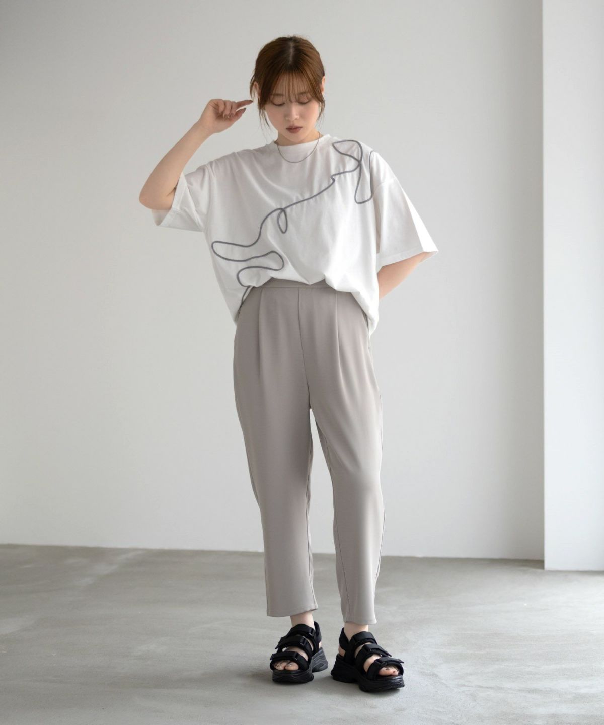 HusHusH コード刺繍Tシャツ レディース ネコポス 対応商品