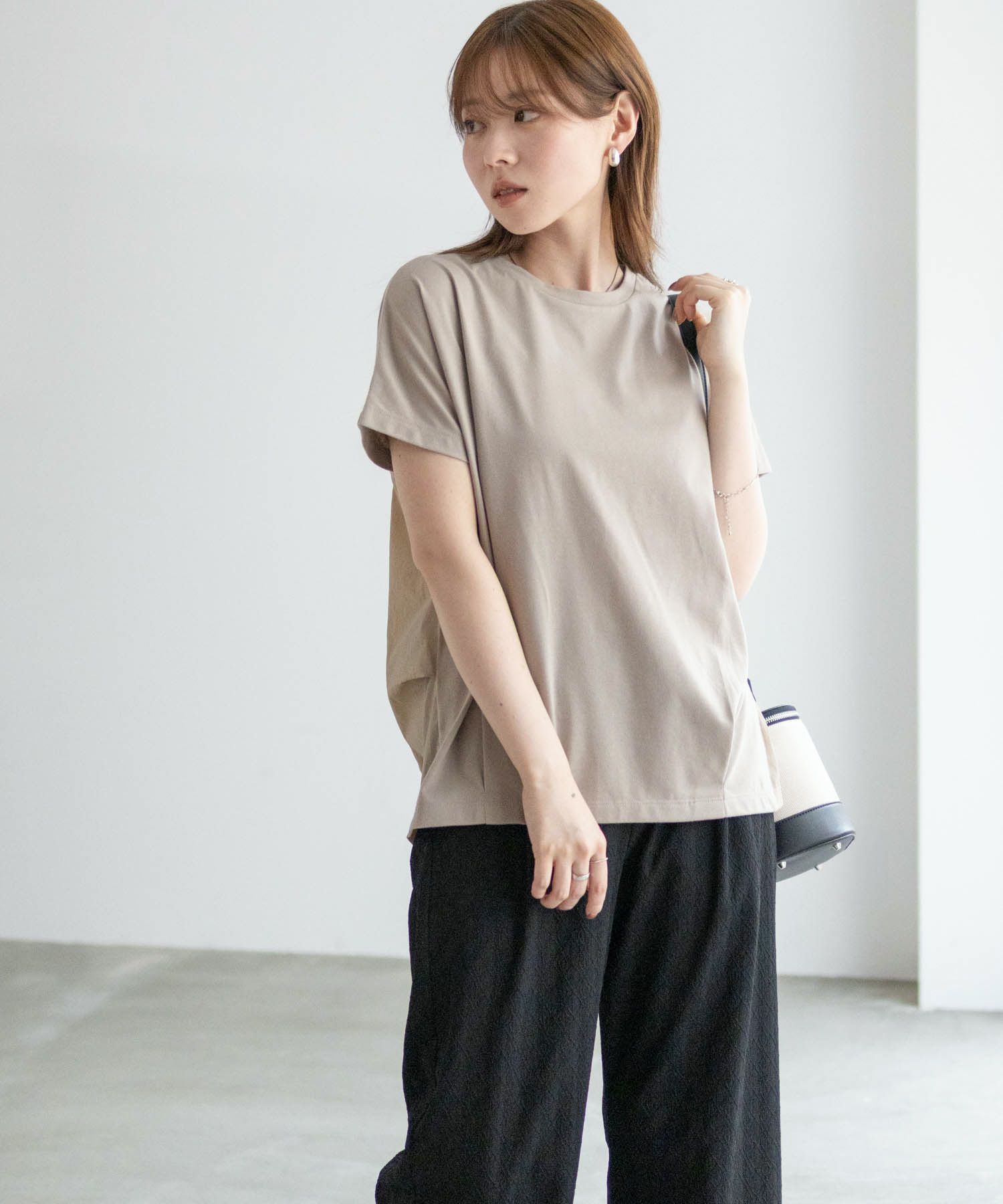 nAvy  切替タックプルオーバー レディース メール便 対応商品商品画像-7