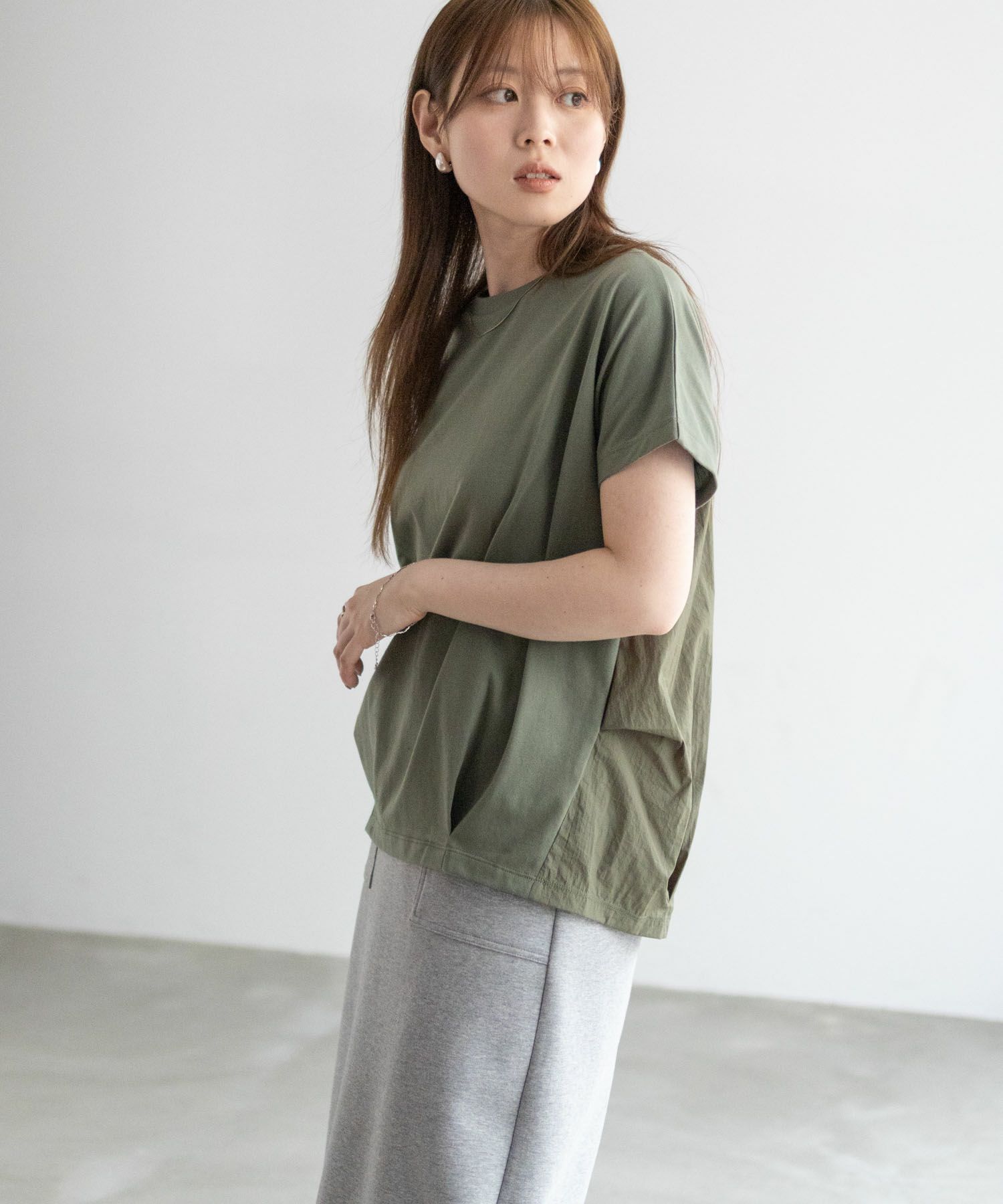 nAvy  切替タックプルオーバー レディース メール便 対応商品商品画像-16