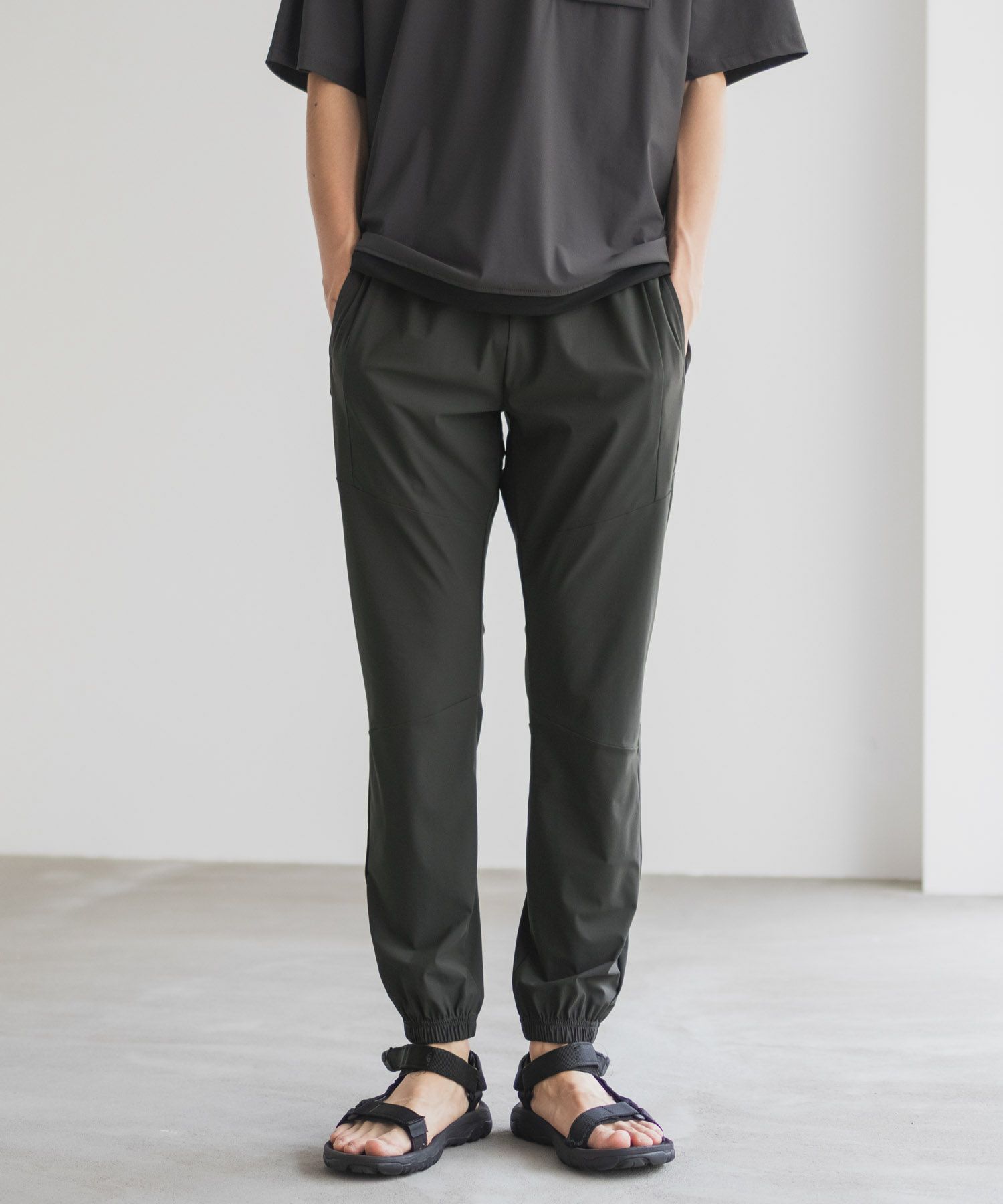 NAVY SARARI 極冷ジョガーパンツ メンズ