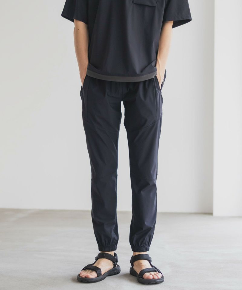 NAVY  SARARI 極冷ジョガーパンツ メンズ商品画像-4