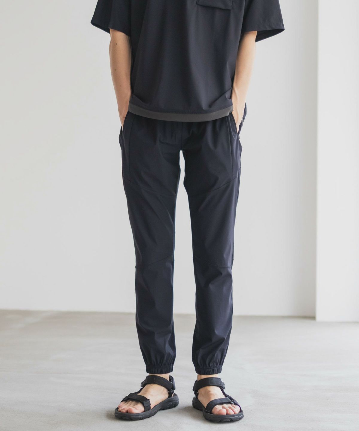 NAVY SARARI 極冷ジョガーパンツ メンズ