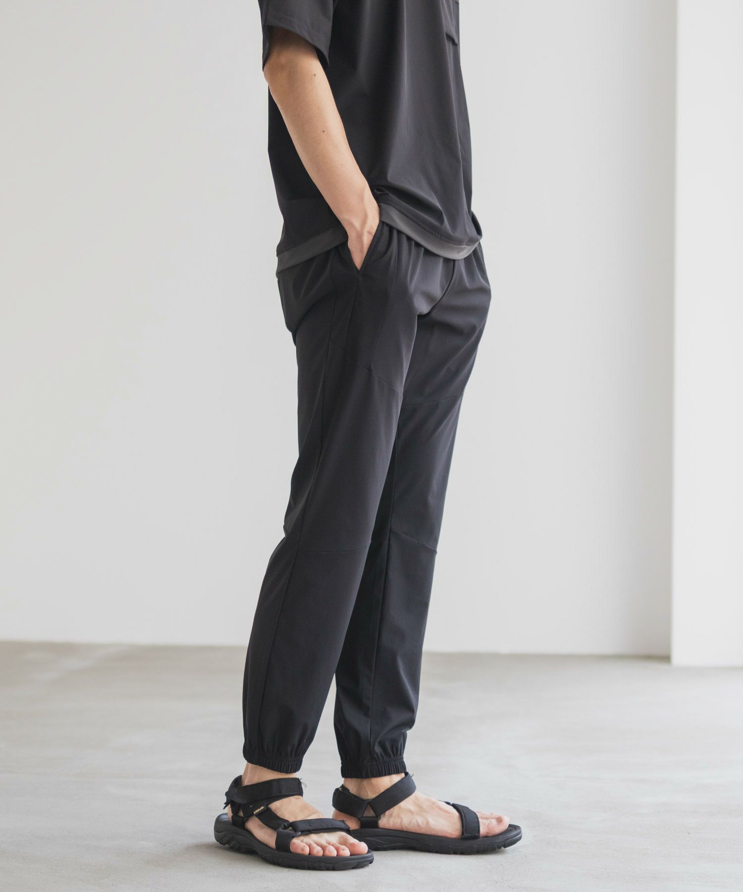 NAVY SARARI 極冷ジョガーパンツ メンズ