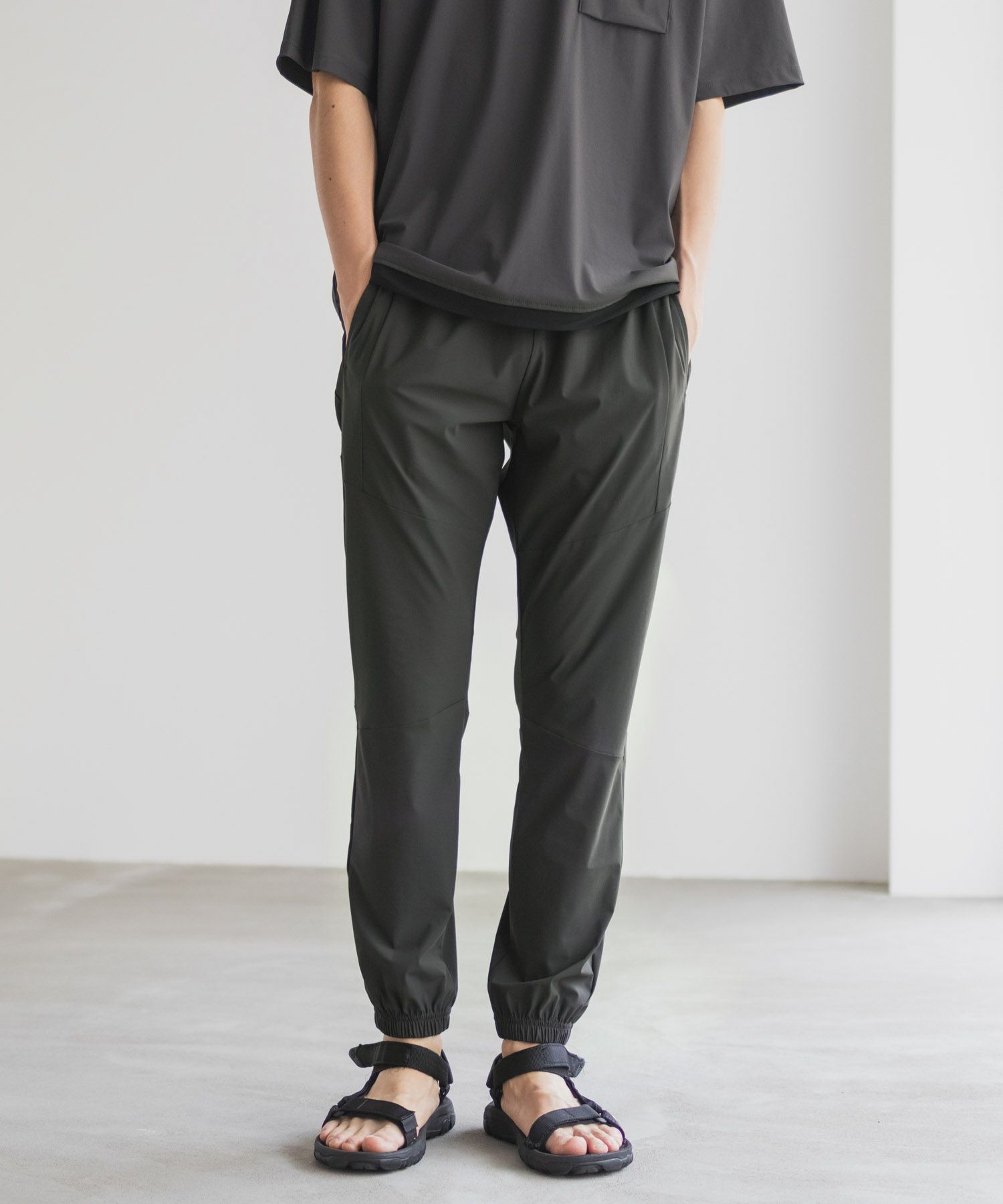 NAVY SARARI 極冷ジョガーパンツ メンズ