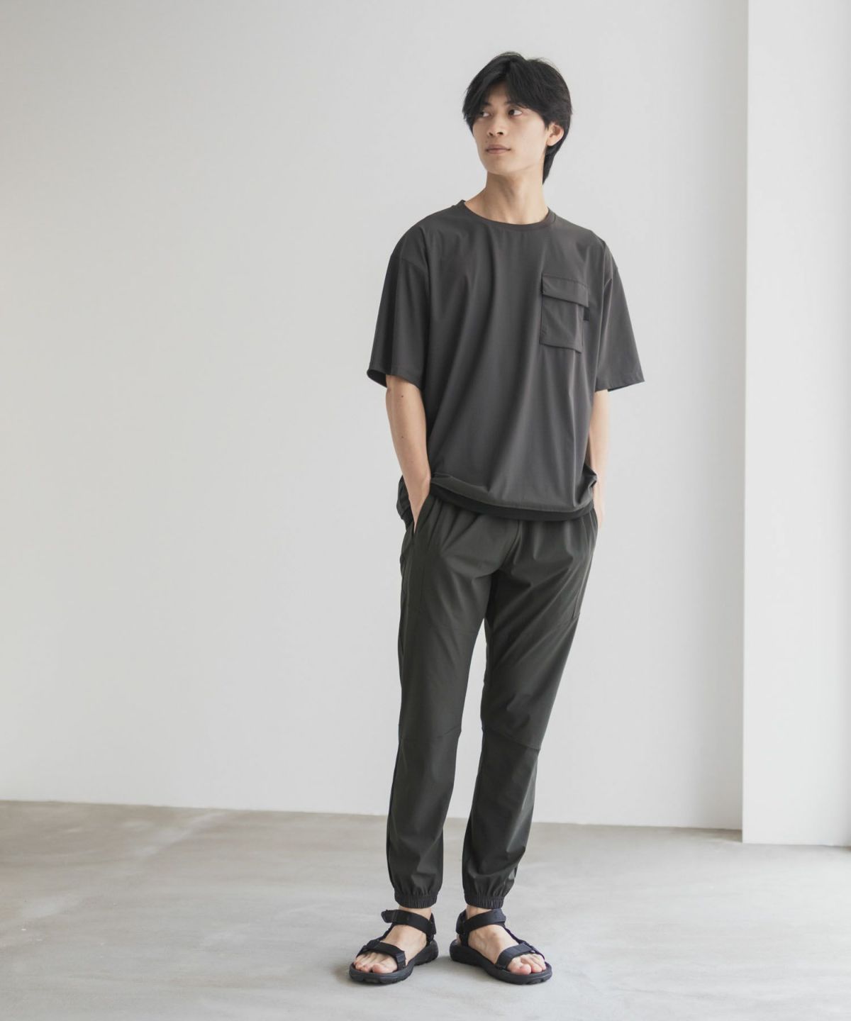 NAVY SARARI 極冷ジョガーパンツ メンズ