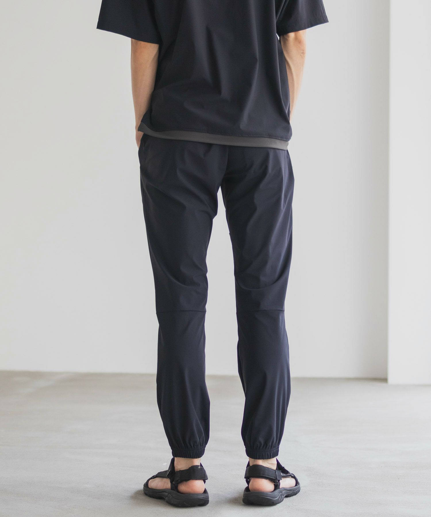 NAVY SARARI 極冷ジョガーパンツ メンズ