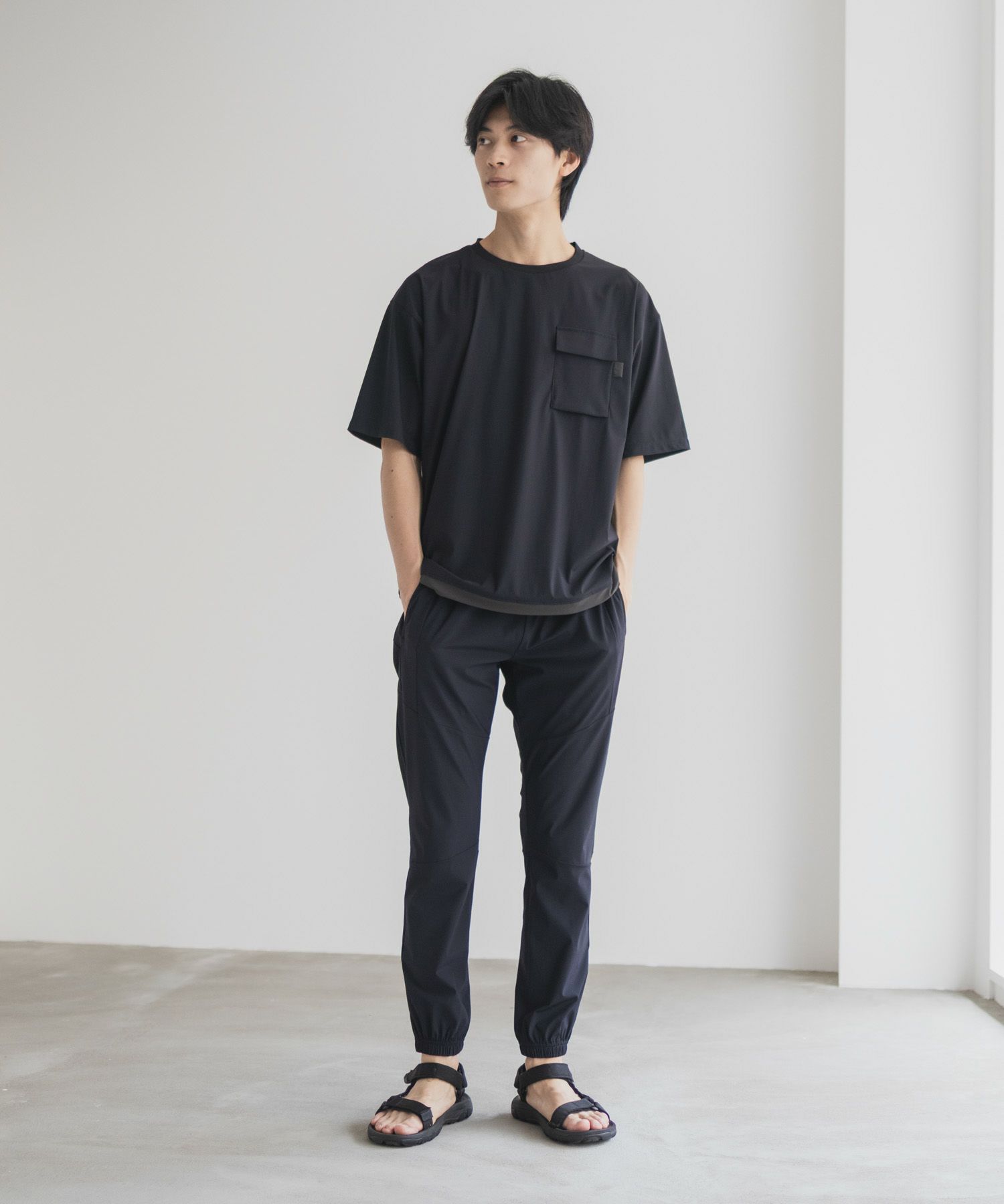 NAVY  SARARI 極冷ジョガーパンツ メンズ商品サムネイル-18