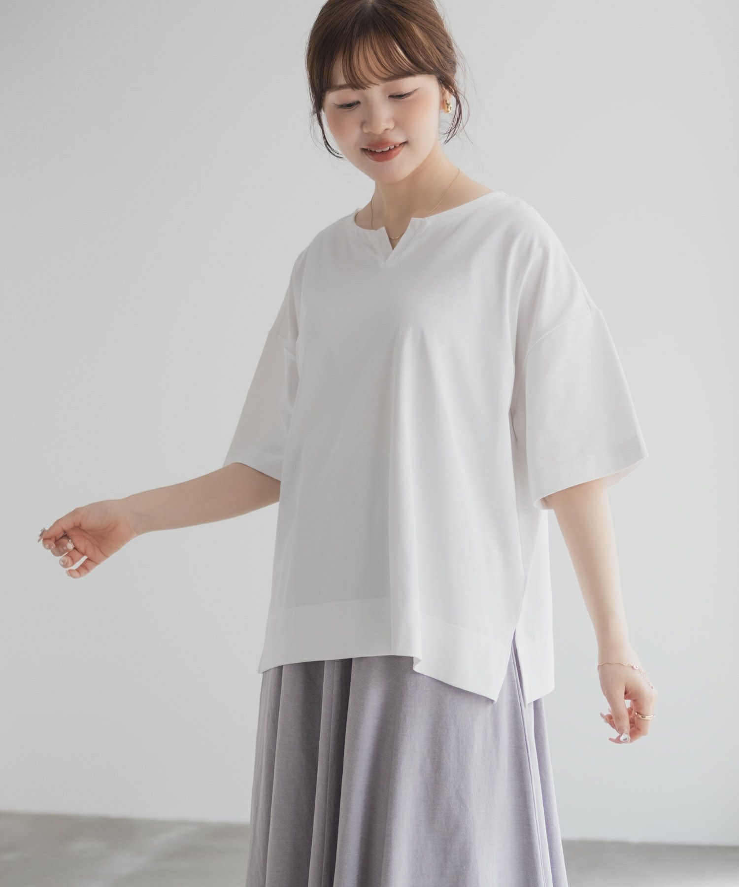 nAvy  エブリーT 汗じみ軽減 キーネックTシャツ レディース メール便 対応商品商品画像-11