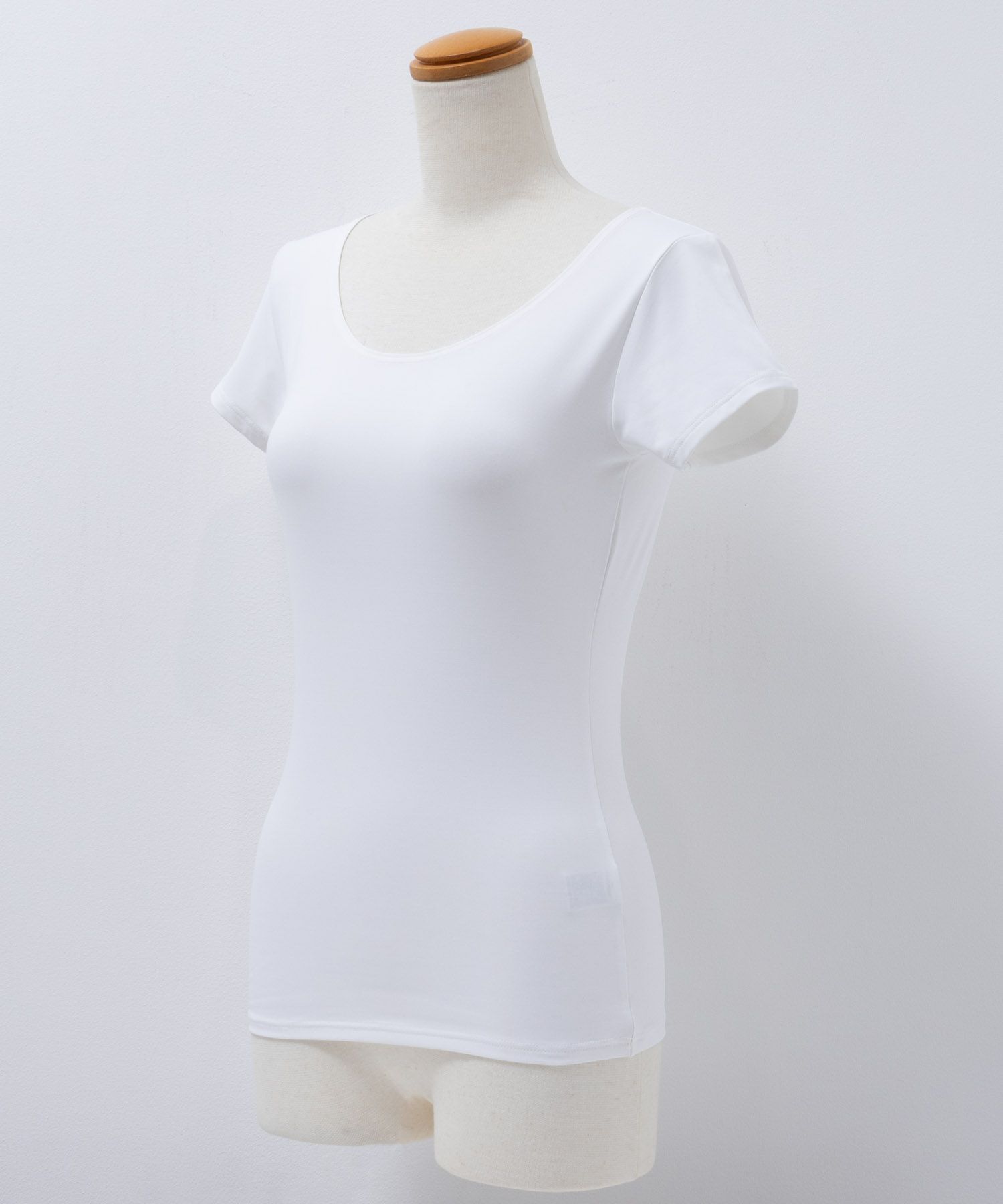 nAvy  SARARI W冷感Tシャツ レディース商品サムネイル-8