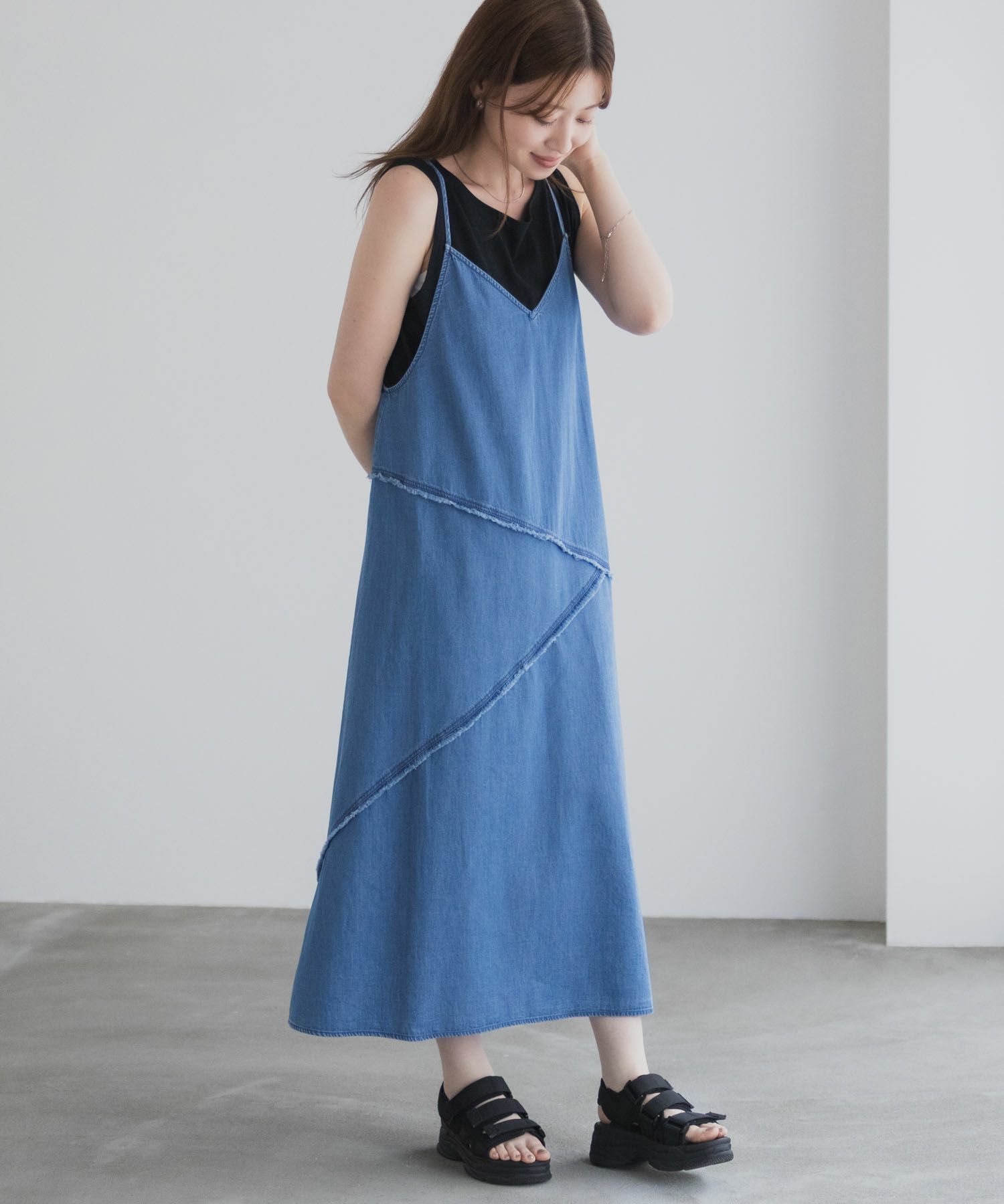 nAvy  毎日はきたくなるデニム「マイデニ」 イージーキャミワンピース レディース商品画像-4