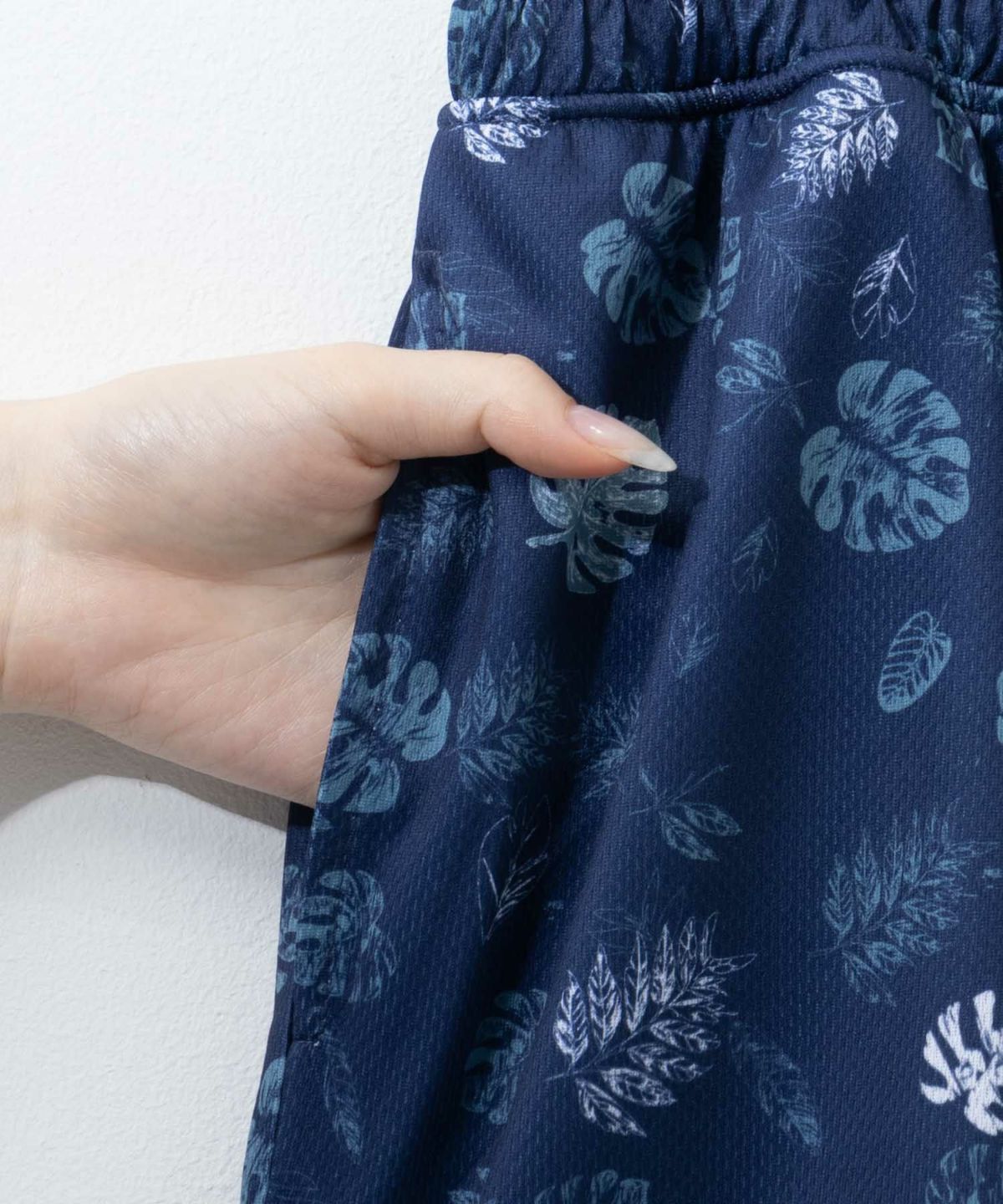 NAVY リーフ柄ショートパンツ キッズ