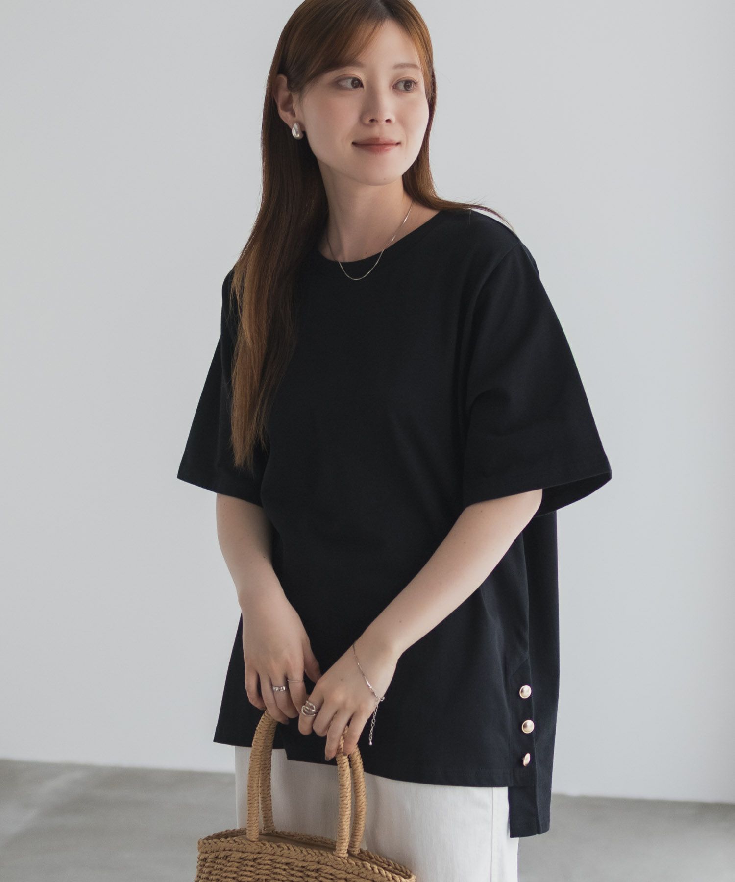 nAvy  裾ボタンオーバーTシャツ レディース メール便 対応商品商品画像-5