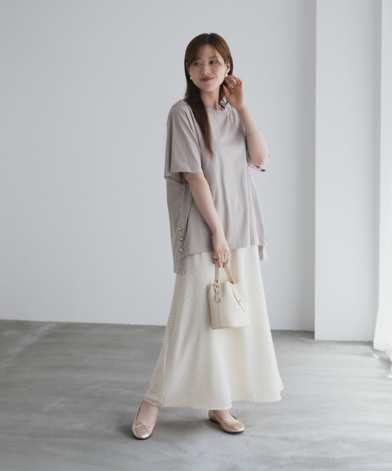 nAvy  裾ボタンオーバーTシャツ レディース メール便 対応商品商品画像-17