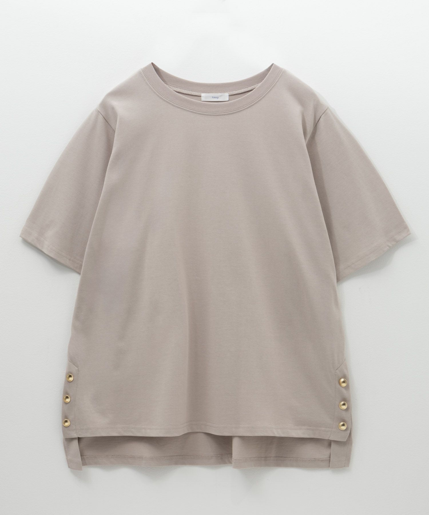 nAvy  裾ボタンオーバーTシャツ レディース メール便 対応商品商品画像-22